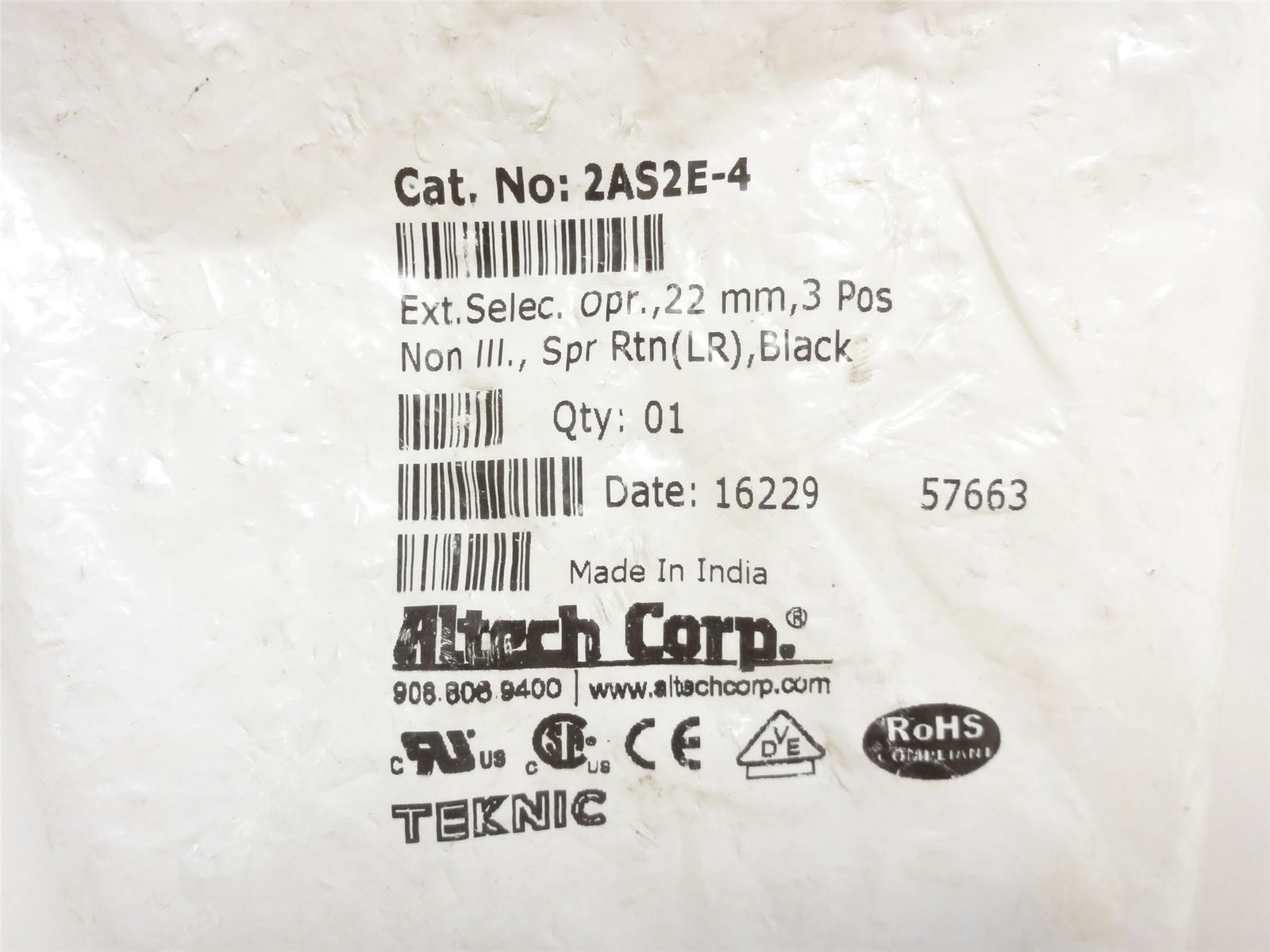 253993 New-No Box; Altech 2AS2E-4 Spring Return Switch; 3Pos; Non-Illuminated