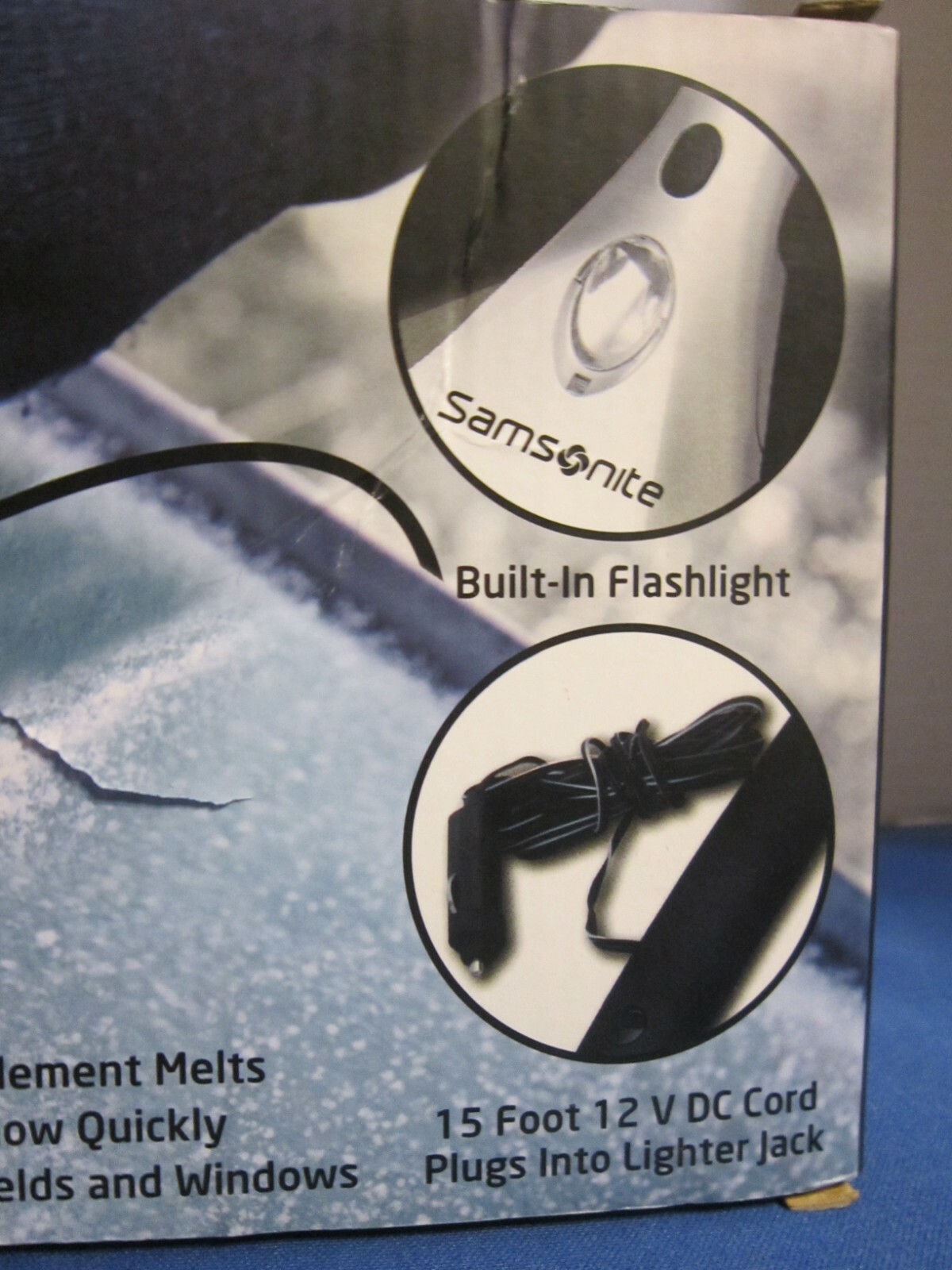 Samsonite Heated Ice Scraper With Light Non-Slip Extendable Handle 15' Cord Open