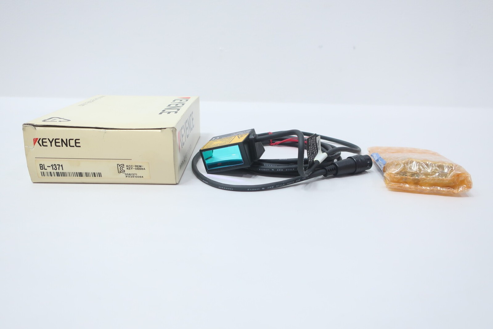 Keyence BL-1371 Barcode Reader 5v-dc