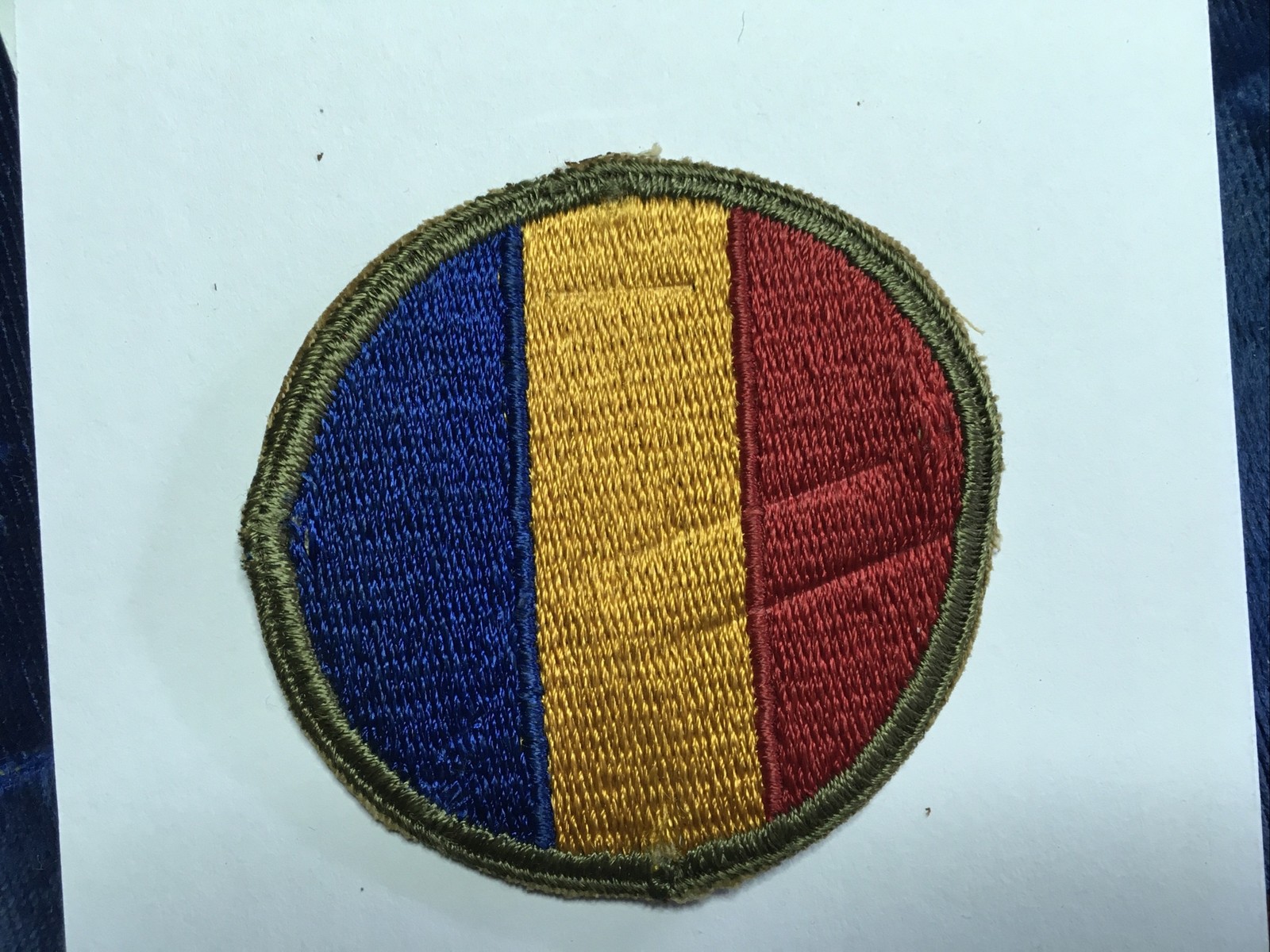 WW II , U.S. ARMY REPLACEMENT SCHOOL, SLEEVE PATCH ,ORIGINAL CUT EDGE NO GLOW,