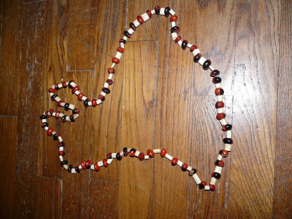 ACHUAR PERU AMAZON INDIAN NECKLACE