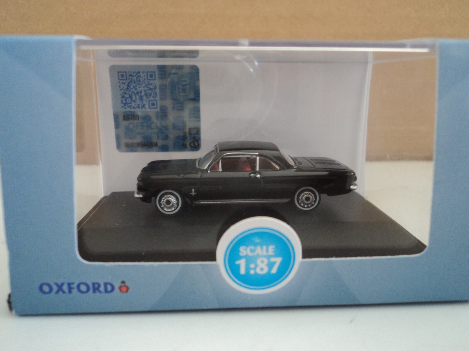 OXFORD  1963 CHEVROLET CORVAIR  BLACK  HO  1/87  DIECAST