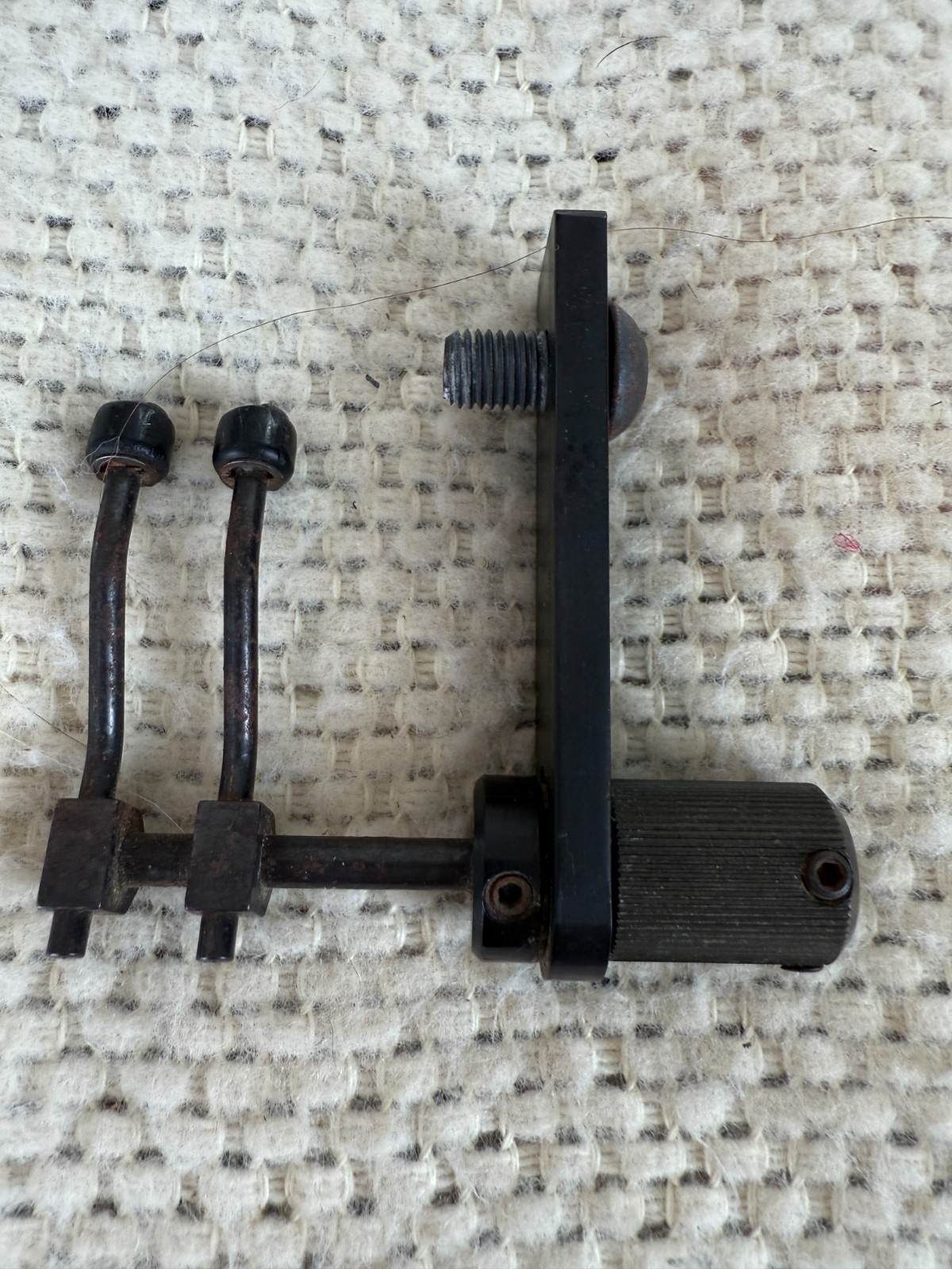 Vintage Dual Prong Flipper Rest