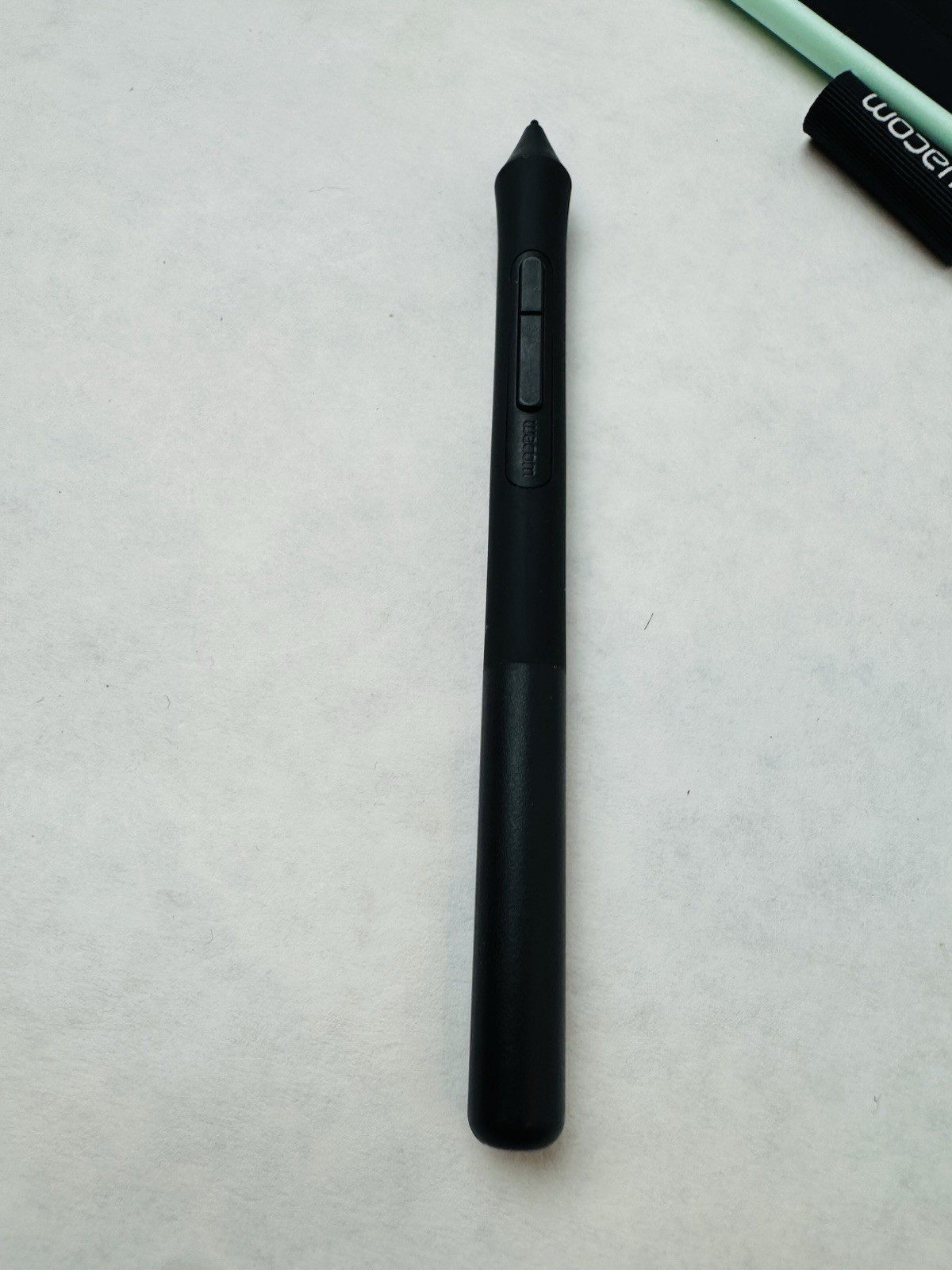 Wacom Intuos Wireless Graphic Tablet, Pistachio