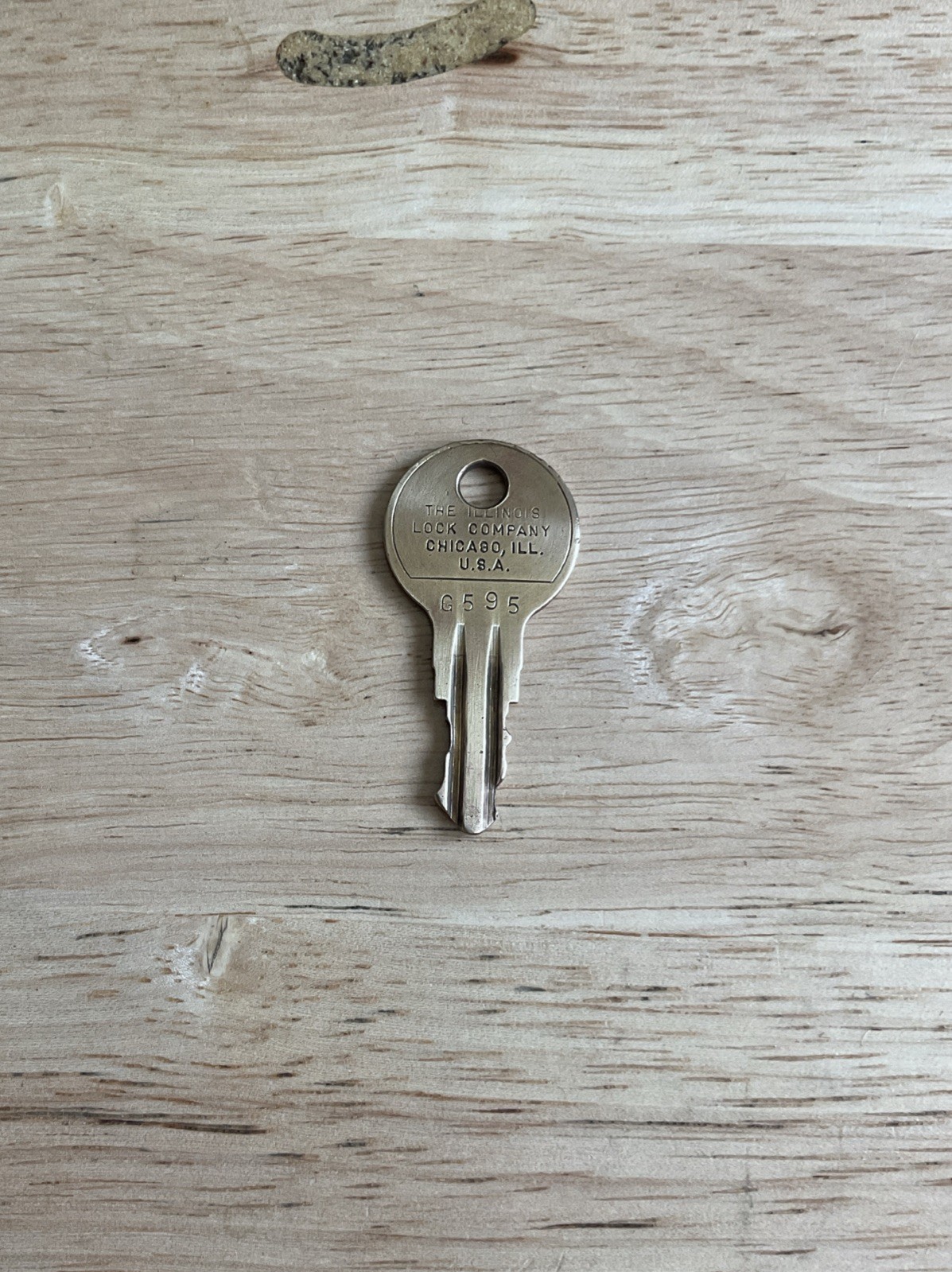 Illinois Lock Key # G 595