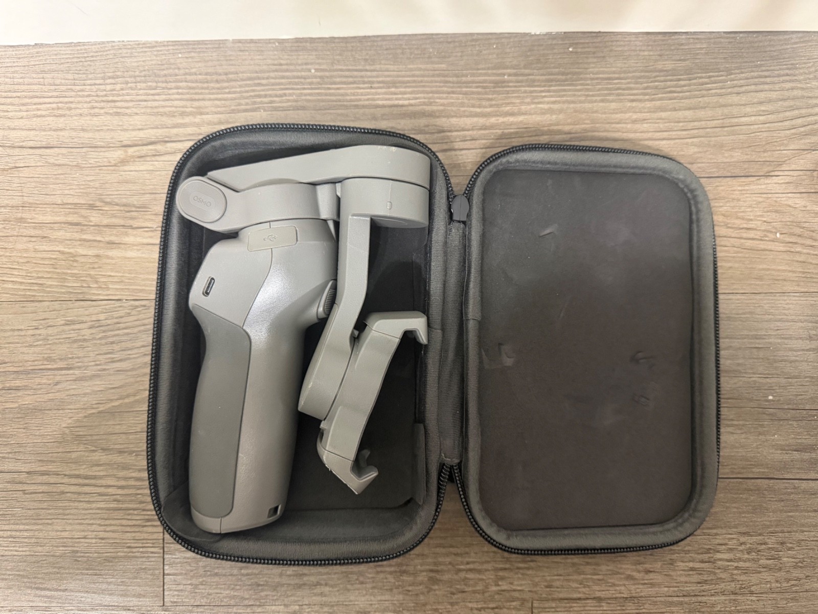 DJI osmo Mobile 3 Smarthphone Gimbal