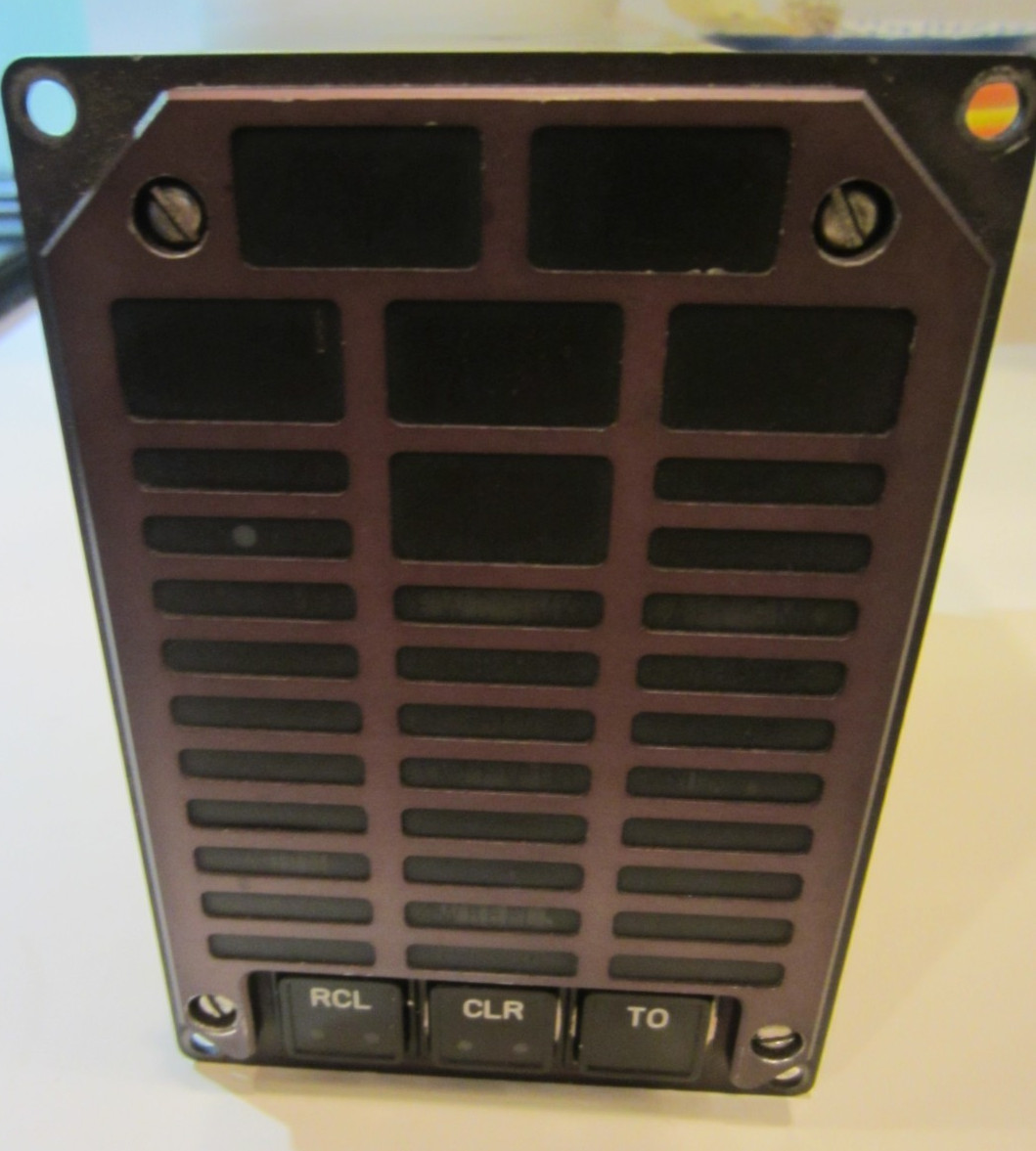 EATON CREW ALERT PANEL P/N 351-35848-102 ALT # 6849710500 (ATR)