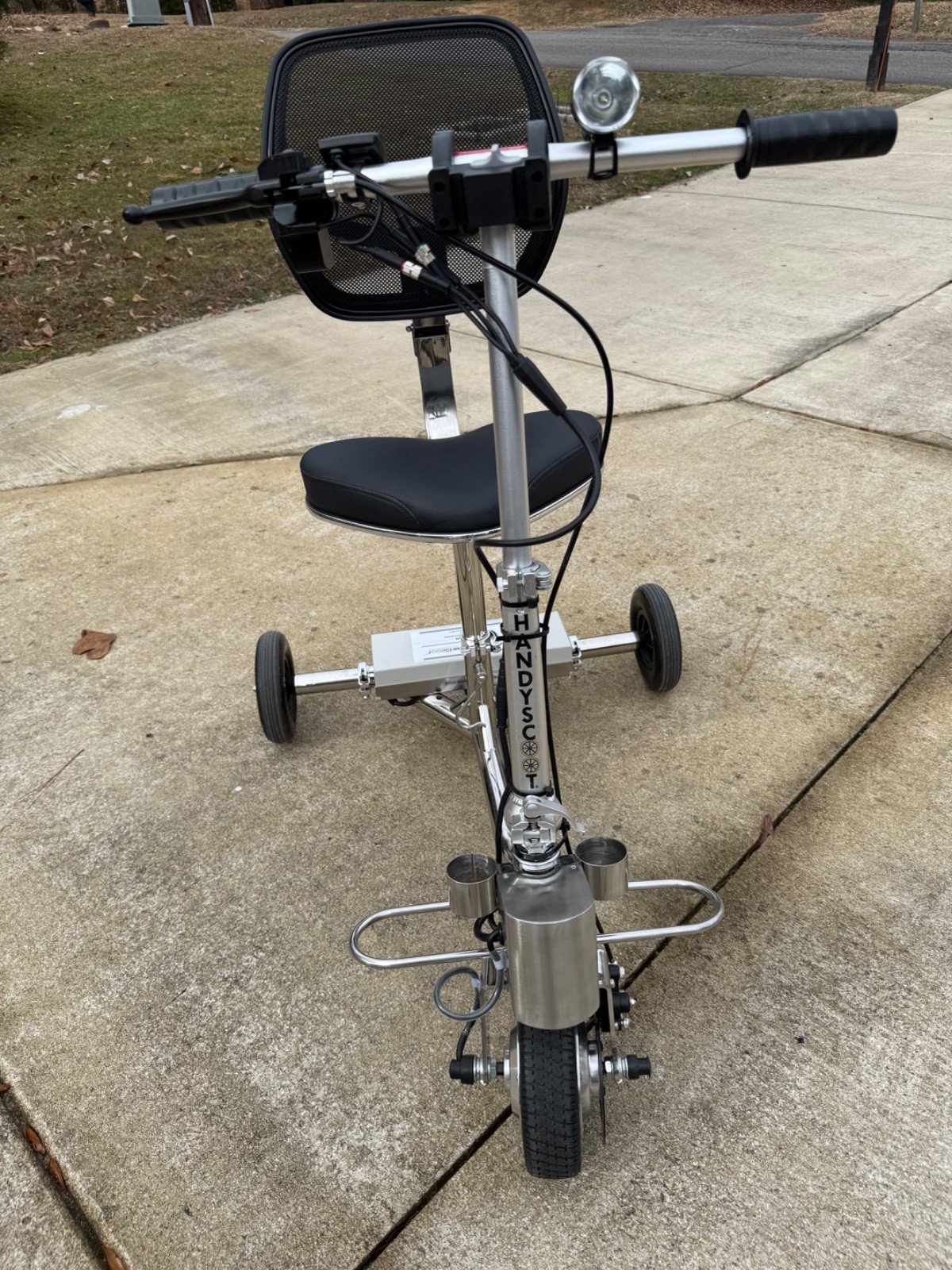 foldable mobility. travel scooter