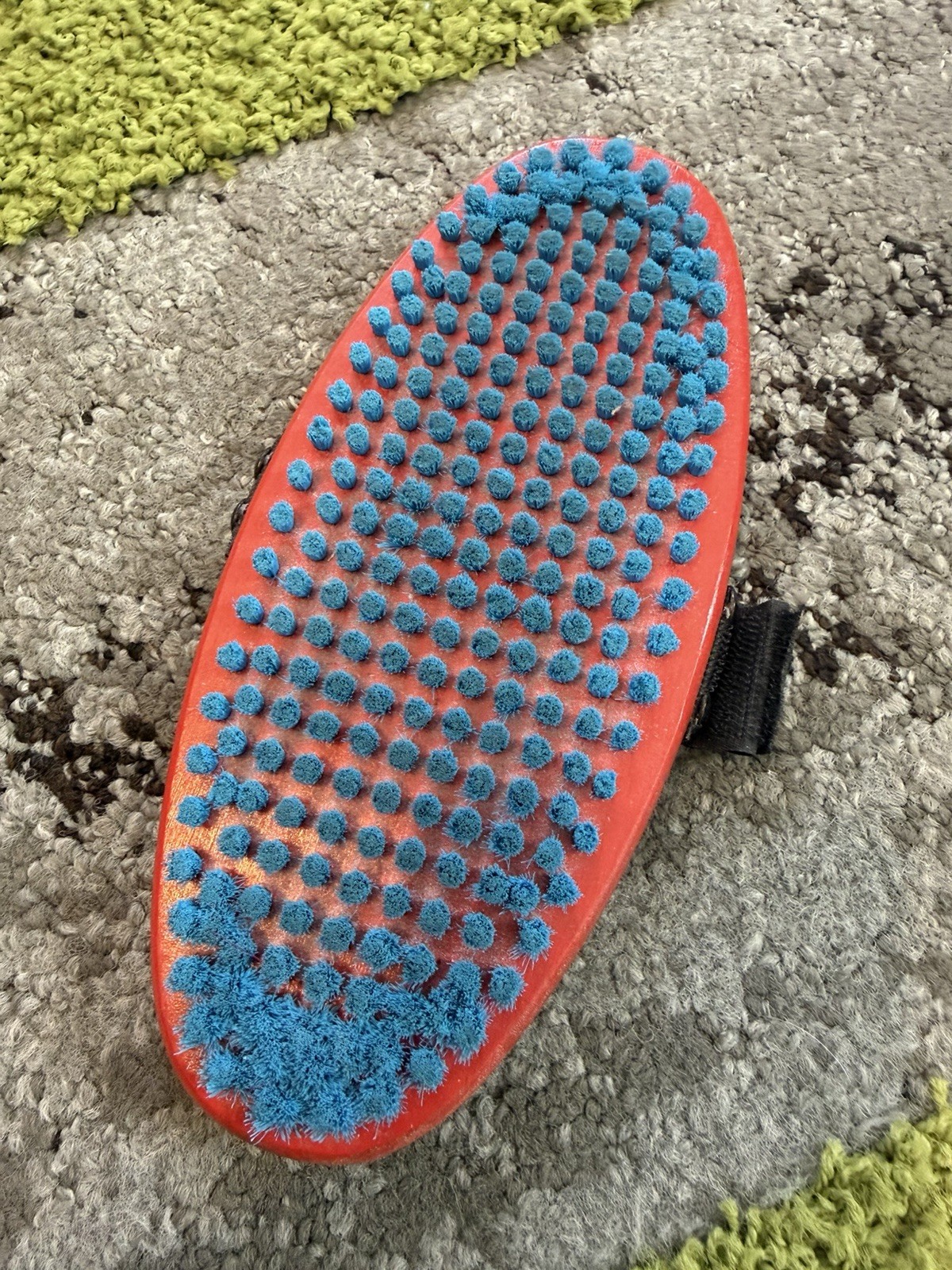 Swix Oval Soft Nylon Brush