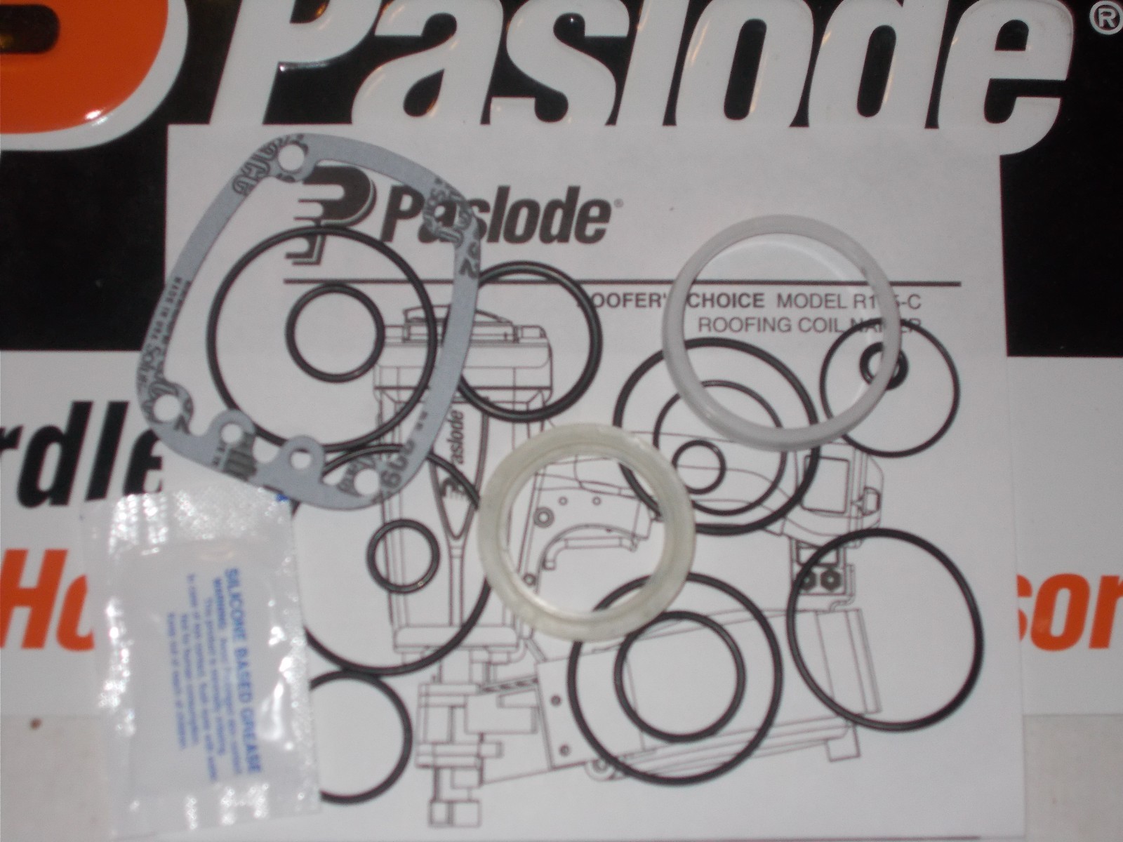 Paslode R175CR Roofing Nailer 501245 O-Ring Kit + 402725 + 405243 + 500975 LUBE