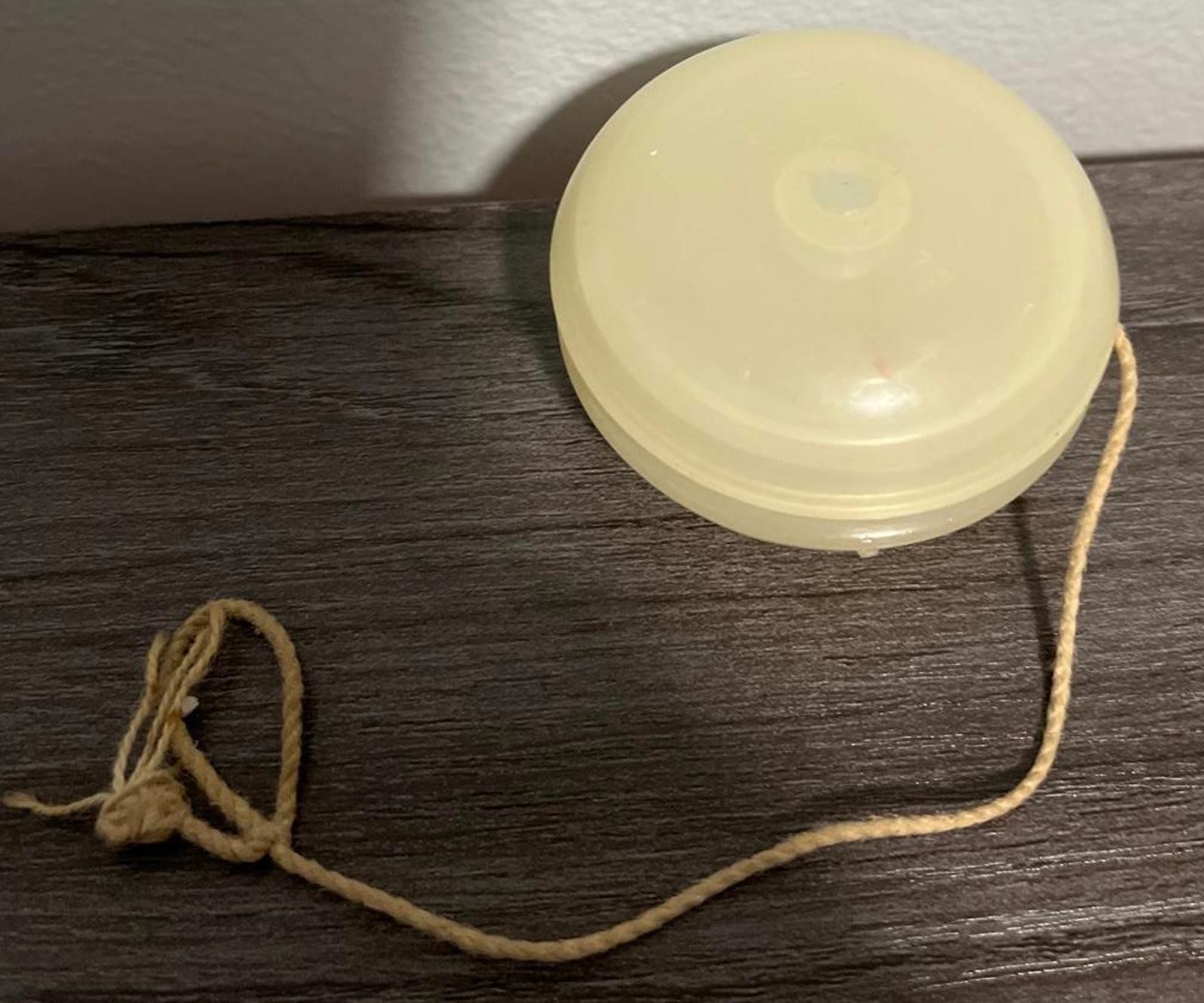 Duncan Glow Imperial Yo-Yo Glow in the Dark Pre-owned