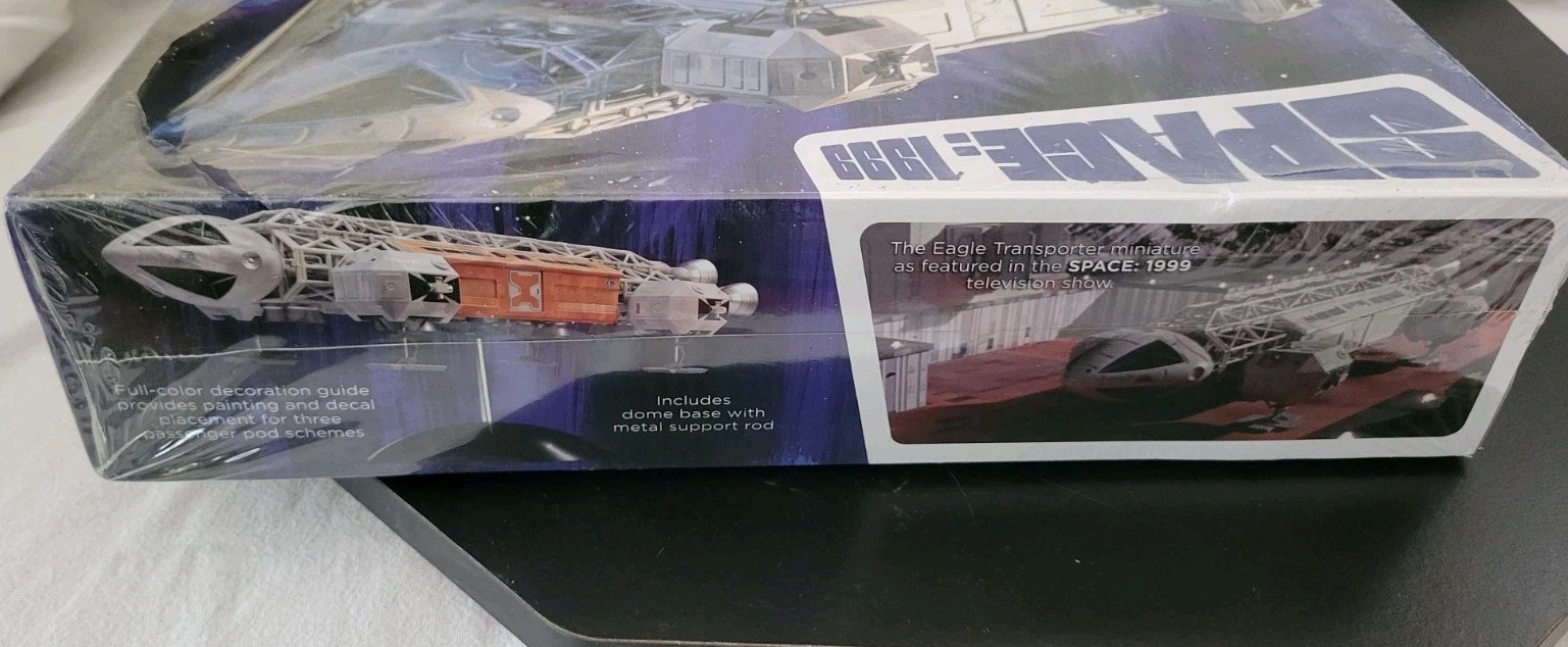 Space 1999 Eagle In 1/72 Scale! MIB Model Kit