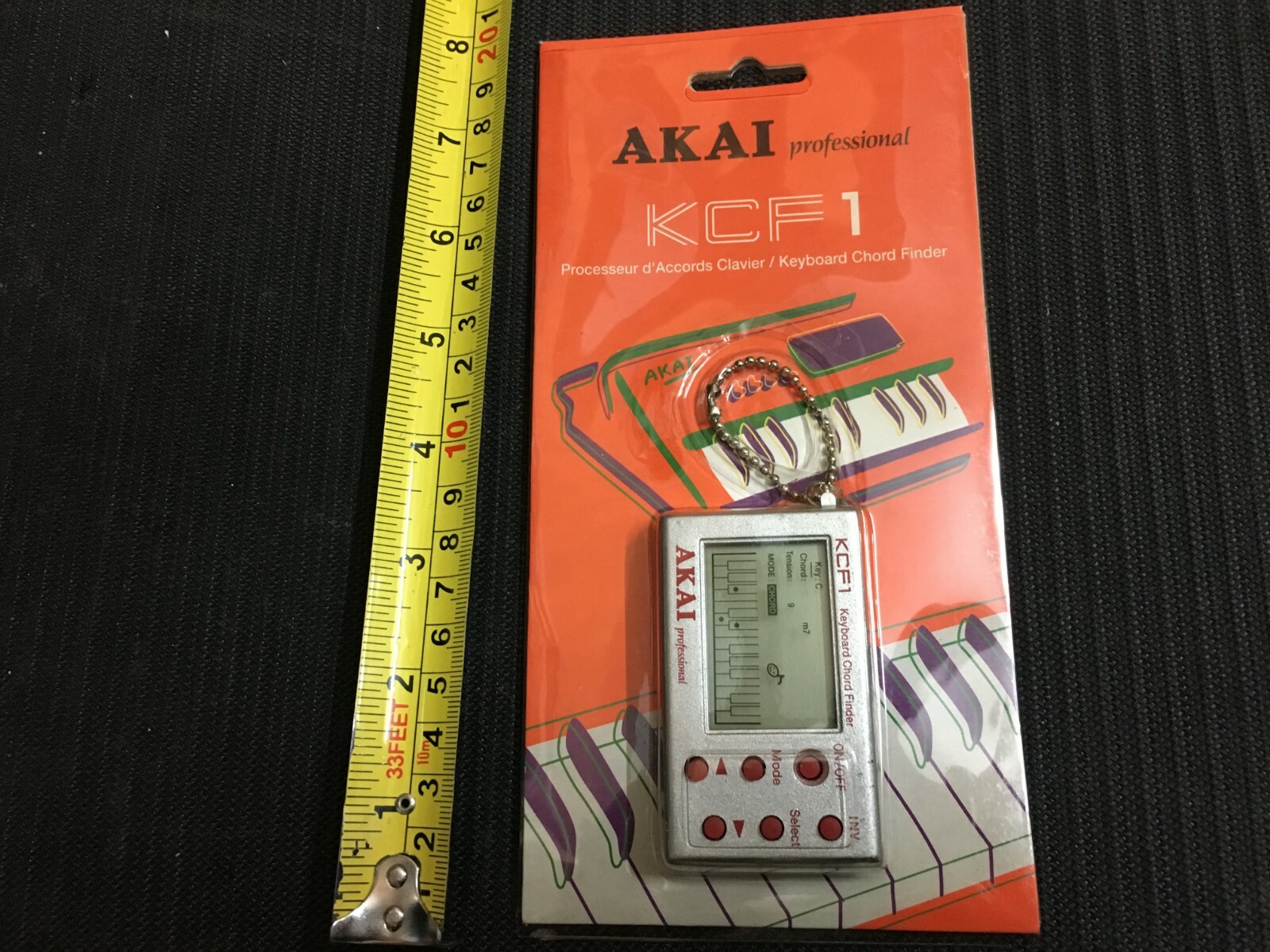 AKAI KCF1 KCF 1 KEYBOARD CHORD FINDER KEYCHAIN KCF-1 batteries not inc //ARMENS