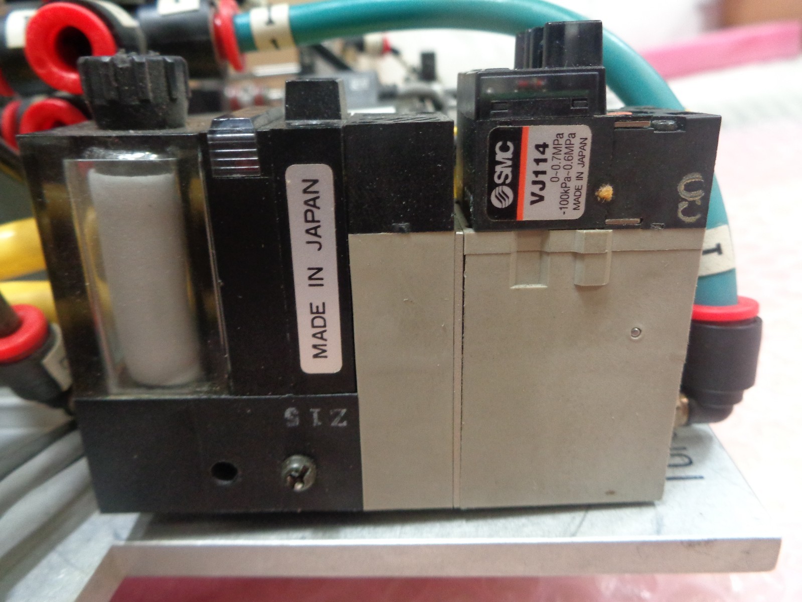 SMC Solenoid Valve VJ114