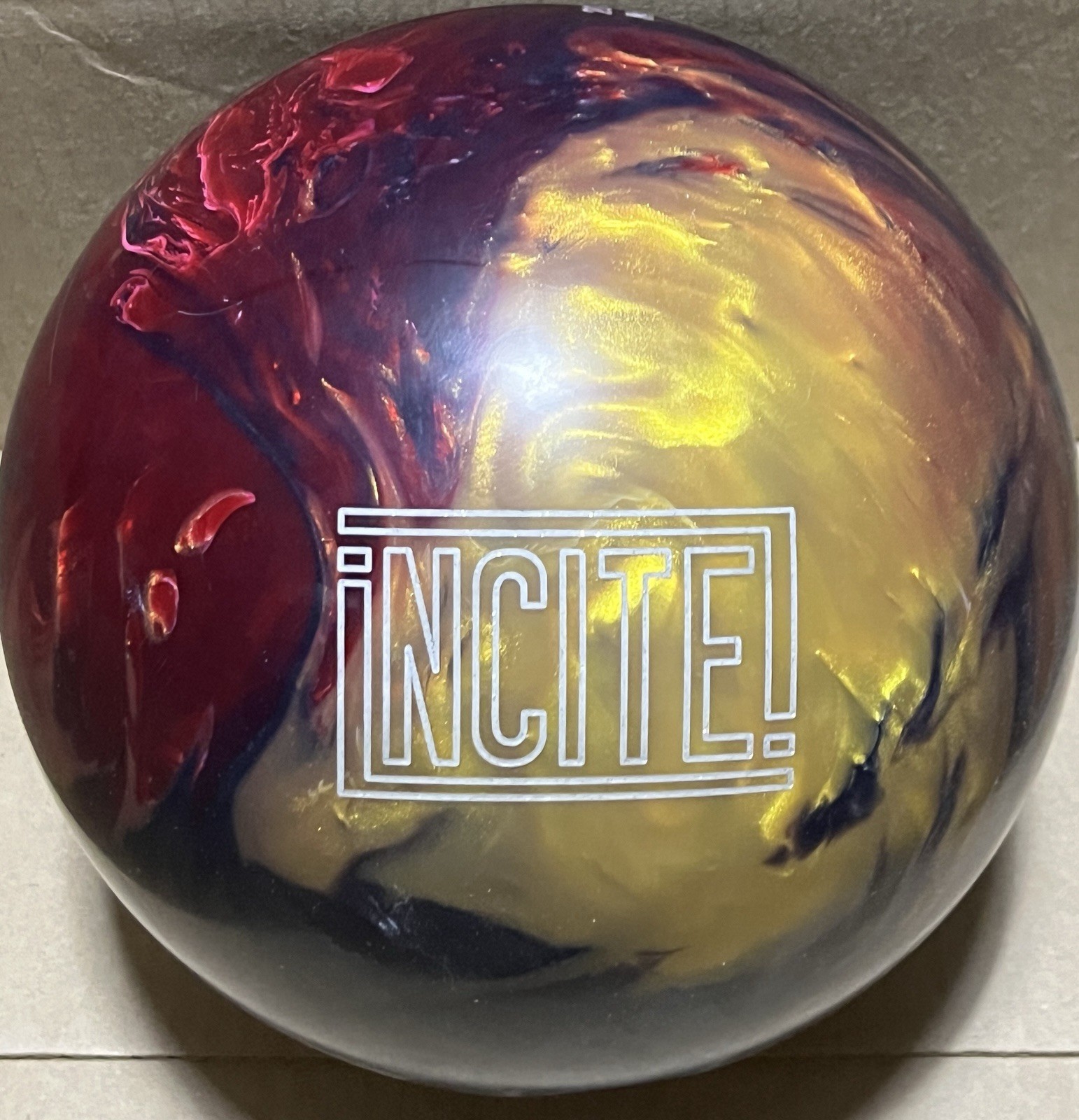 Storm Incite 15 lb Bowling ball Used