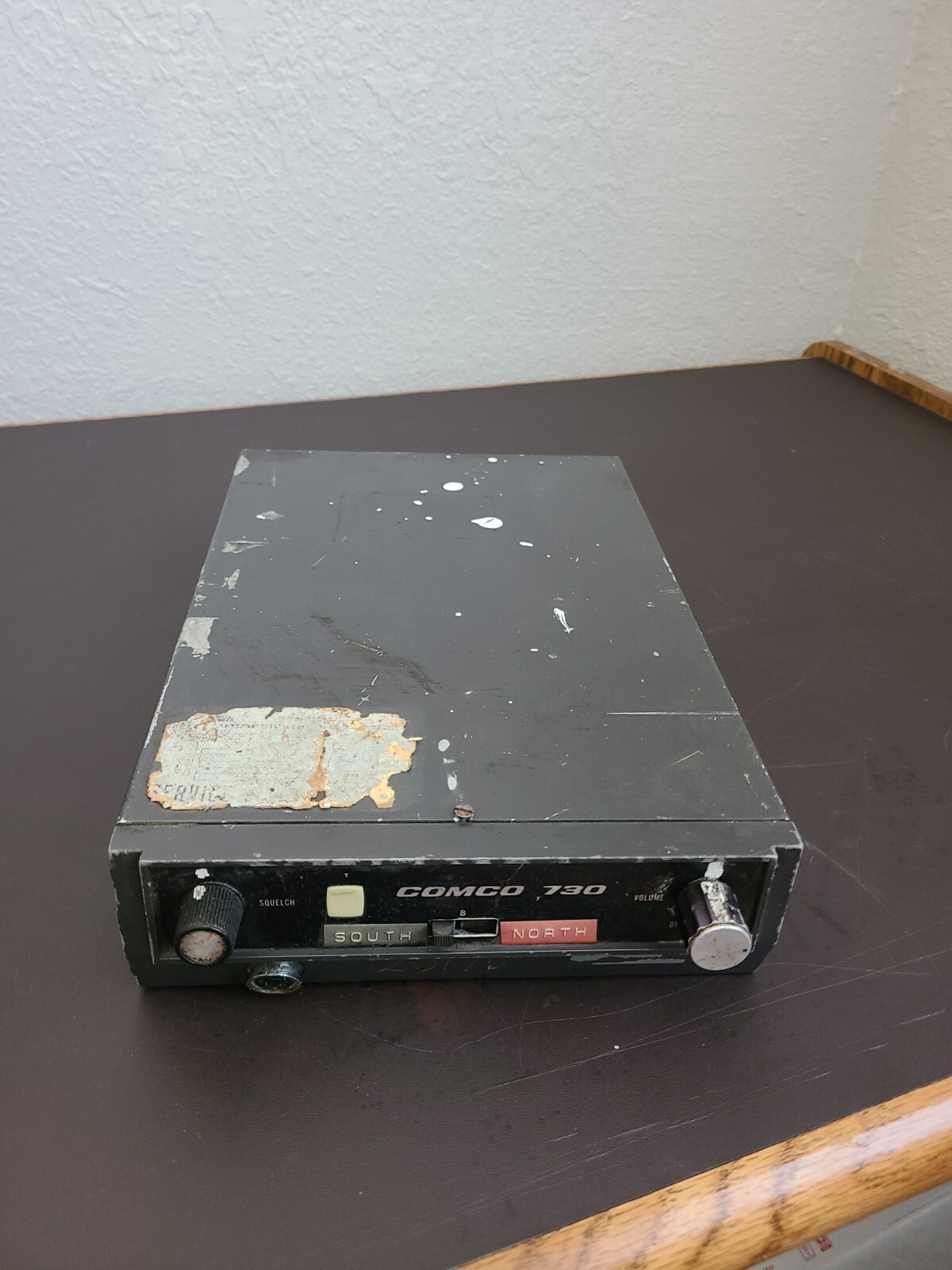 Comco 730 (VHF-AM AERONAUTICAL Transceiver Shassis???) AS IS Untested For Parts