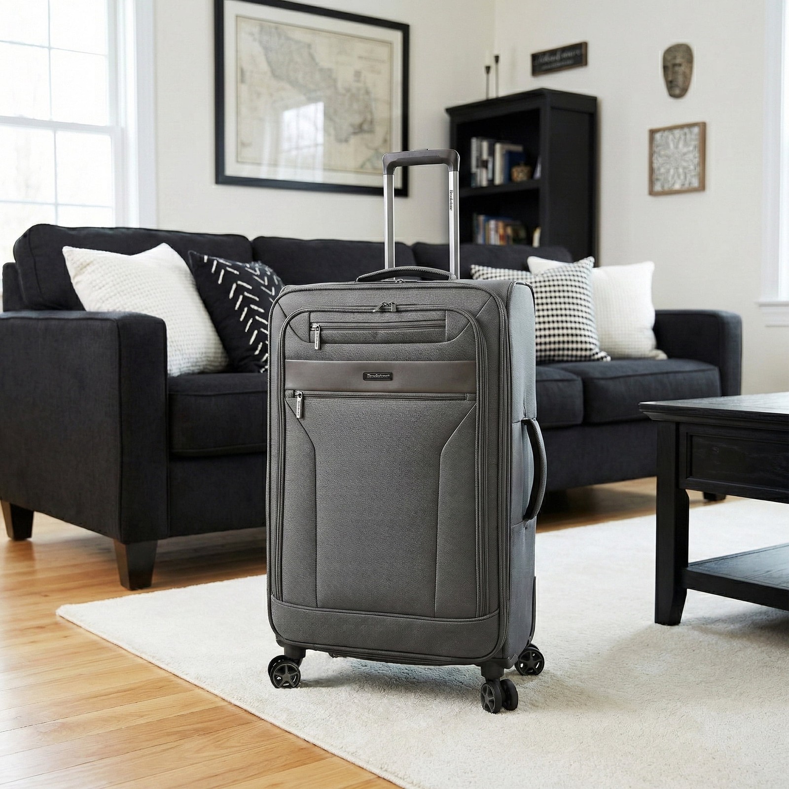 Brookstone Harbour 26" Softside Medium Checked Expandable Spinner Luggage