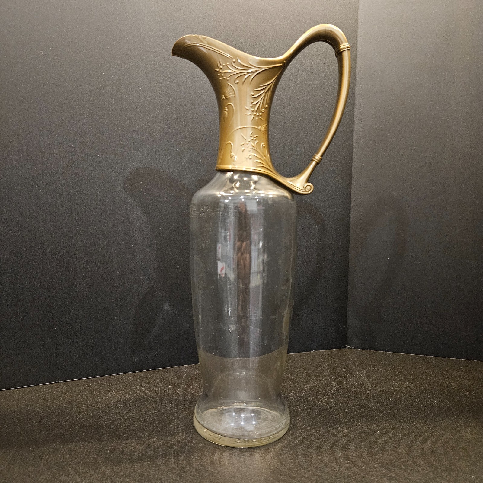 Vtg Old Mr. Boston bottle decanter.  Holds .75 liters.  (#258)