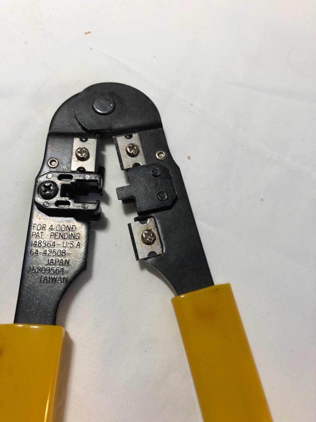 RJ11 4C Wire Strip and Crimper