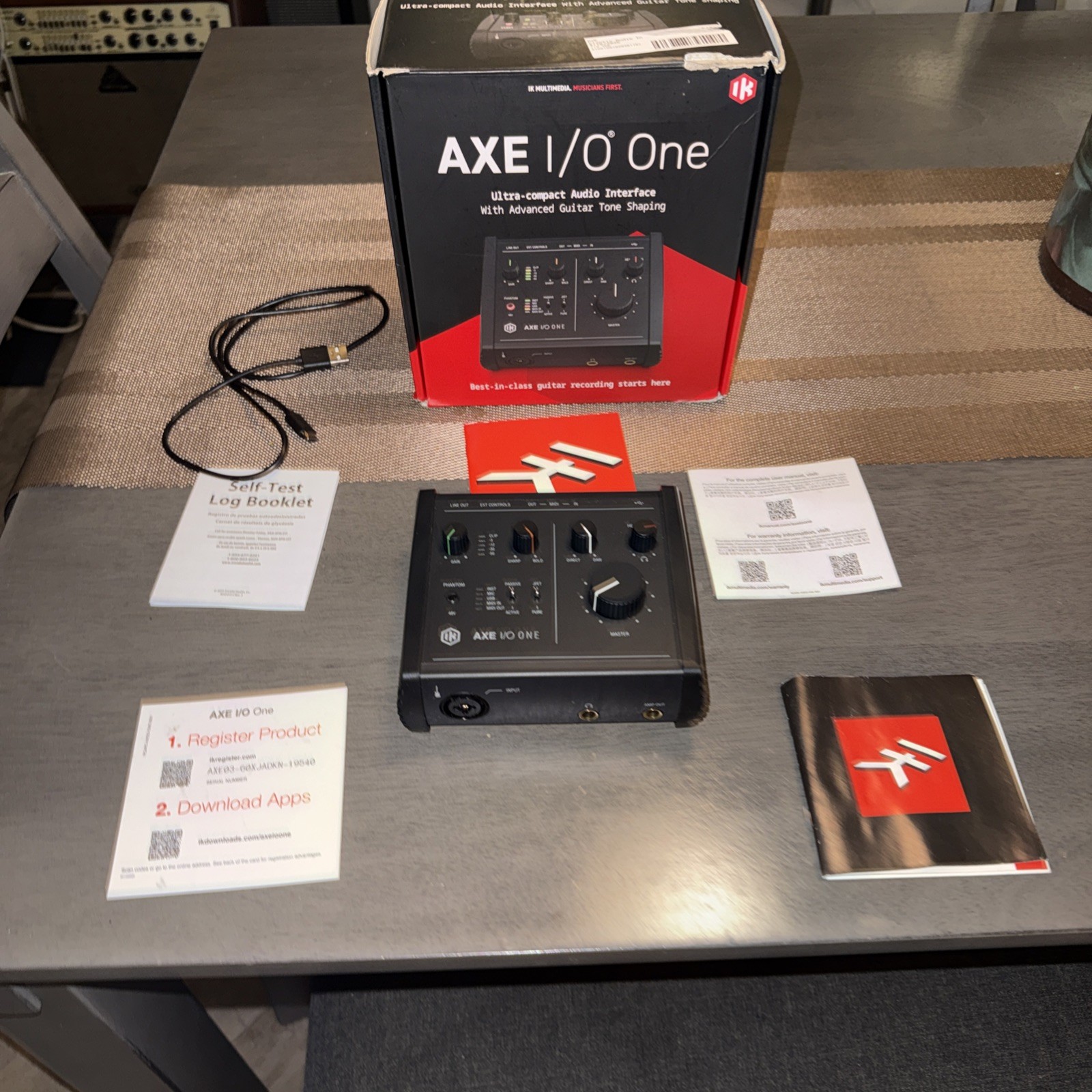 IK Multimedia AXE I/O ONE USB audio interface Z-Tone advanced guitar tone