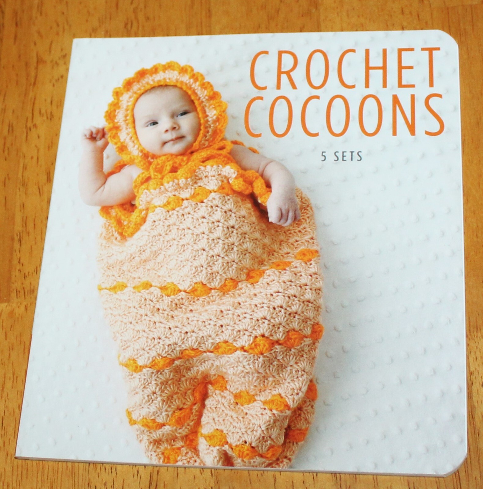 Leisure Arts ~ CROCHET COCOONS BOOKLET #5722 - NEW - 5 DESIGNS Matching Hats