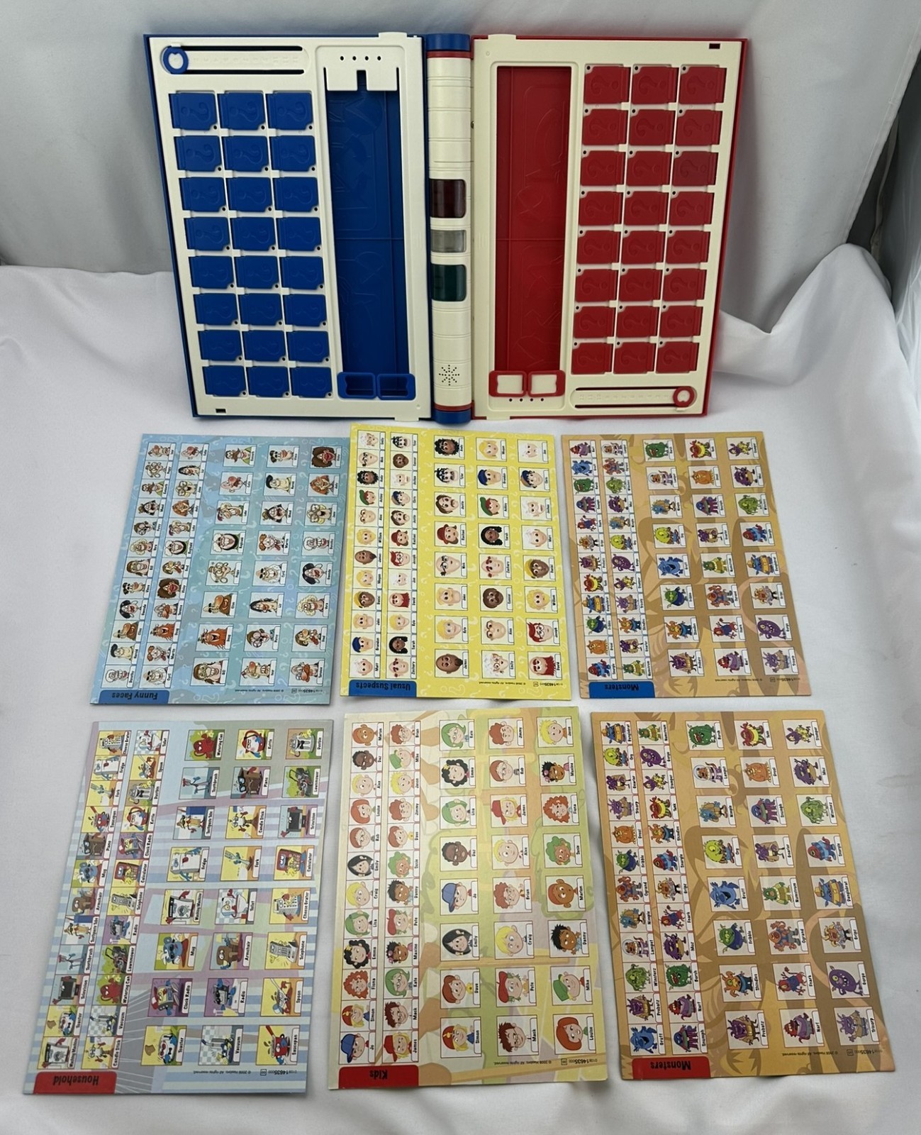 2008 Guess Who Extra Game by Milton Bradley Complete/Works No Box Great Cond