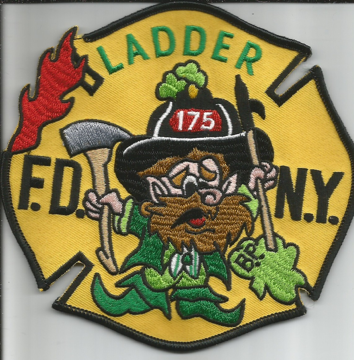 New York City - FDNY Tower Ladder-175 "Leprechaun, NY (5"x5") fire patch
