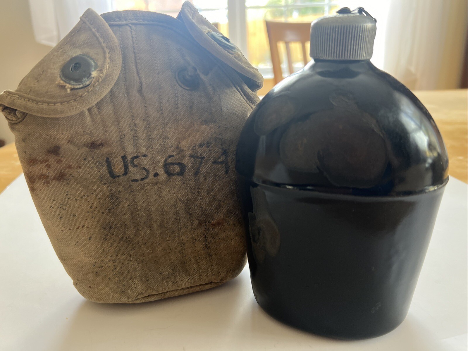 Vtg 1918 US Army canteen cover World War 1 And WW2 Black Porcelain Canteen 1942