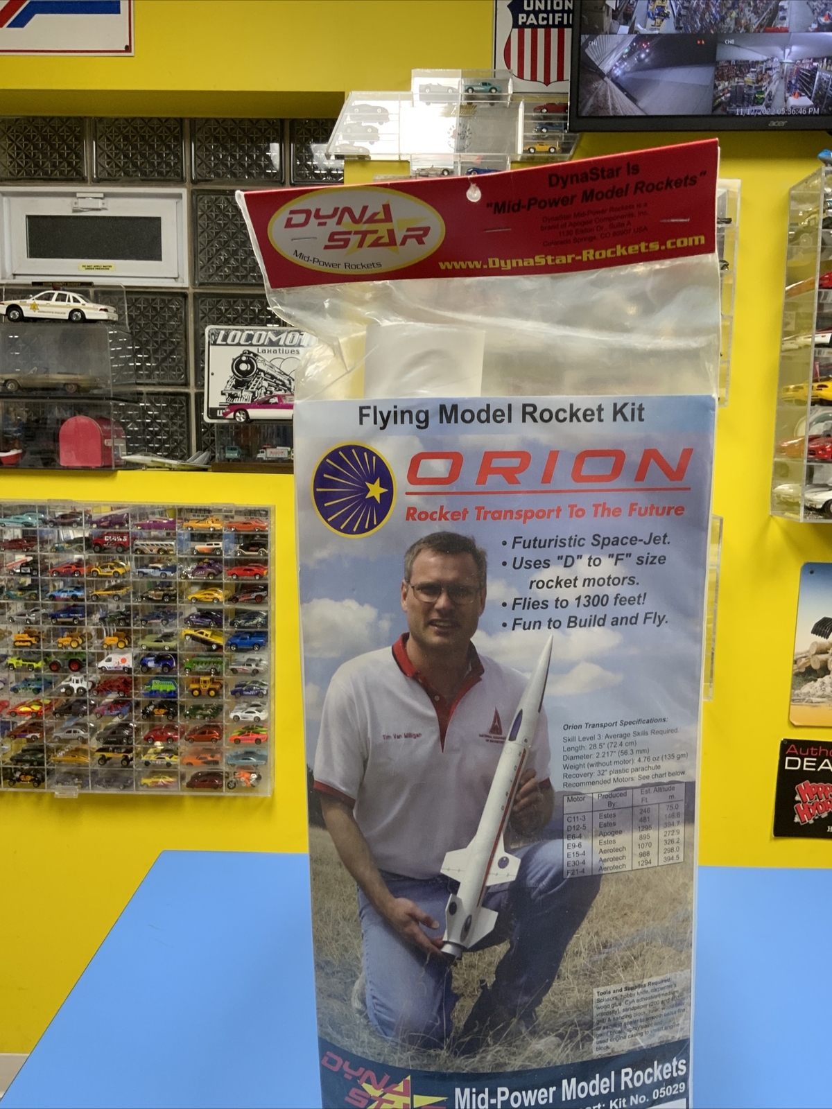 NEW DYNASTAR ORION MID POWER FLYING MODEL ROCKET