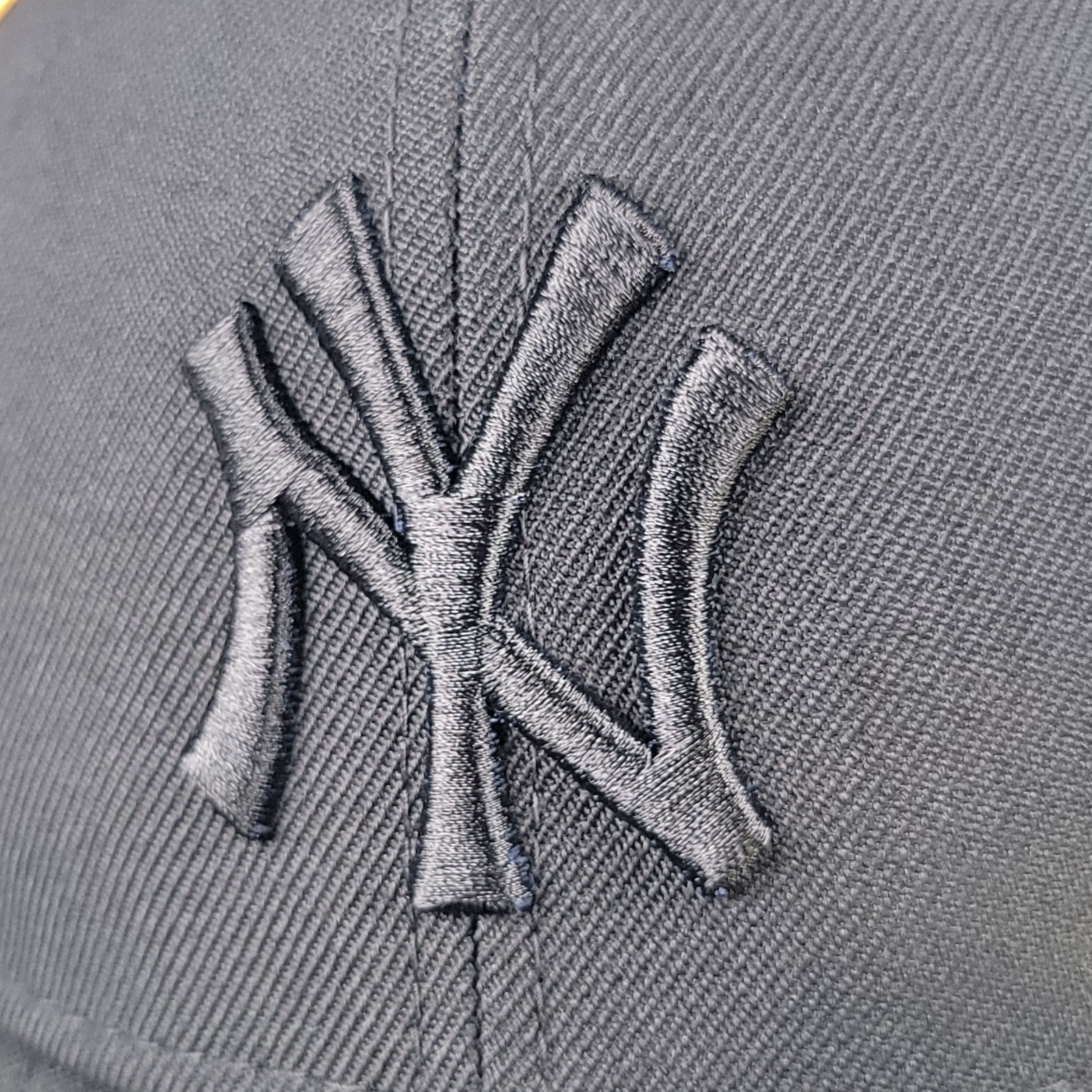 New New Era 59Fifty 7 1/2 New York Yankees MLB Mens Black Hat