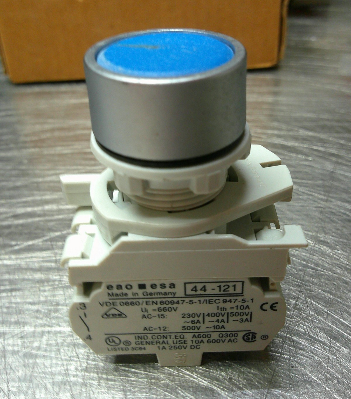 EAO ESA 44-121 SET w/ BLUE PUSH BUTTON