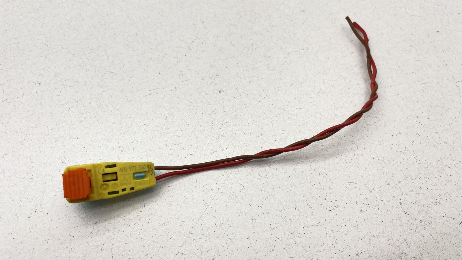 VW Audi Porsche Wiring Harness Plug Connector 2 Wire Pigtail OEM #4F0972562A