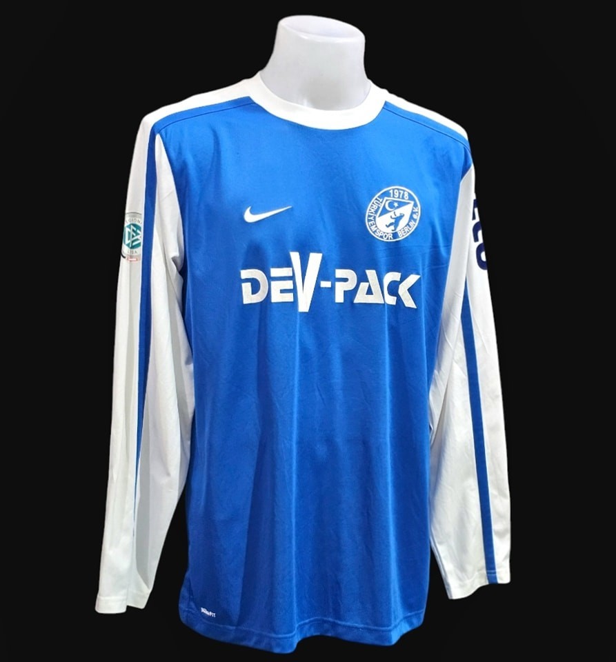 Turkiyemspor Berlin 2009 Size L Match Shirt Original INCLUDE SHIPPING