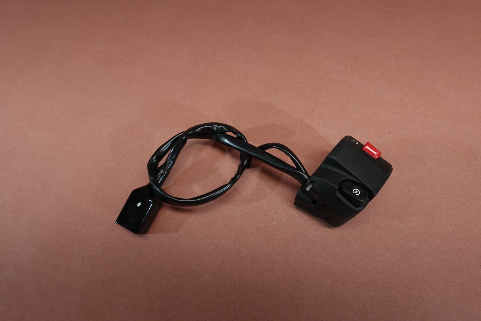 2024-2025 Kawasaki 500 Z500 Right Handlebar Stop Start Kill Switch