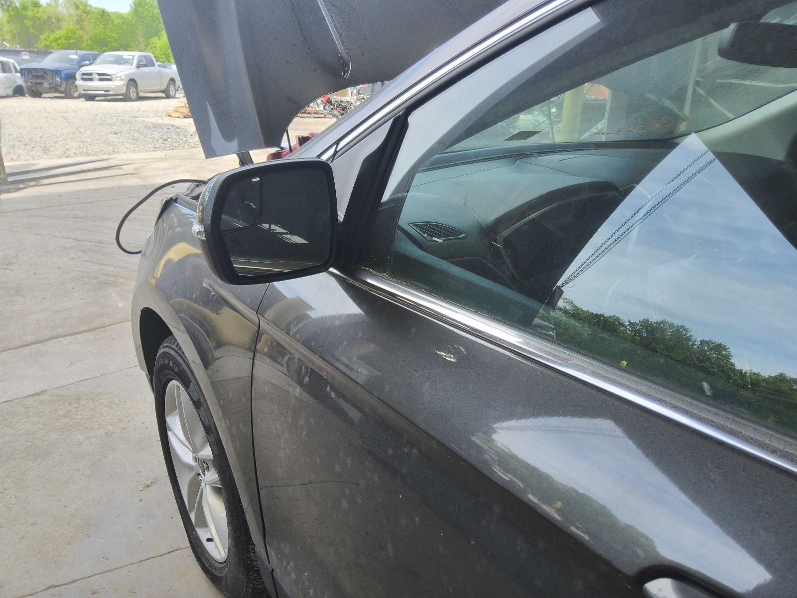 Used Battery Tray fits: 2015 Ford Edge Grade A
