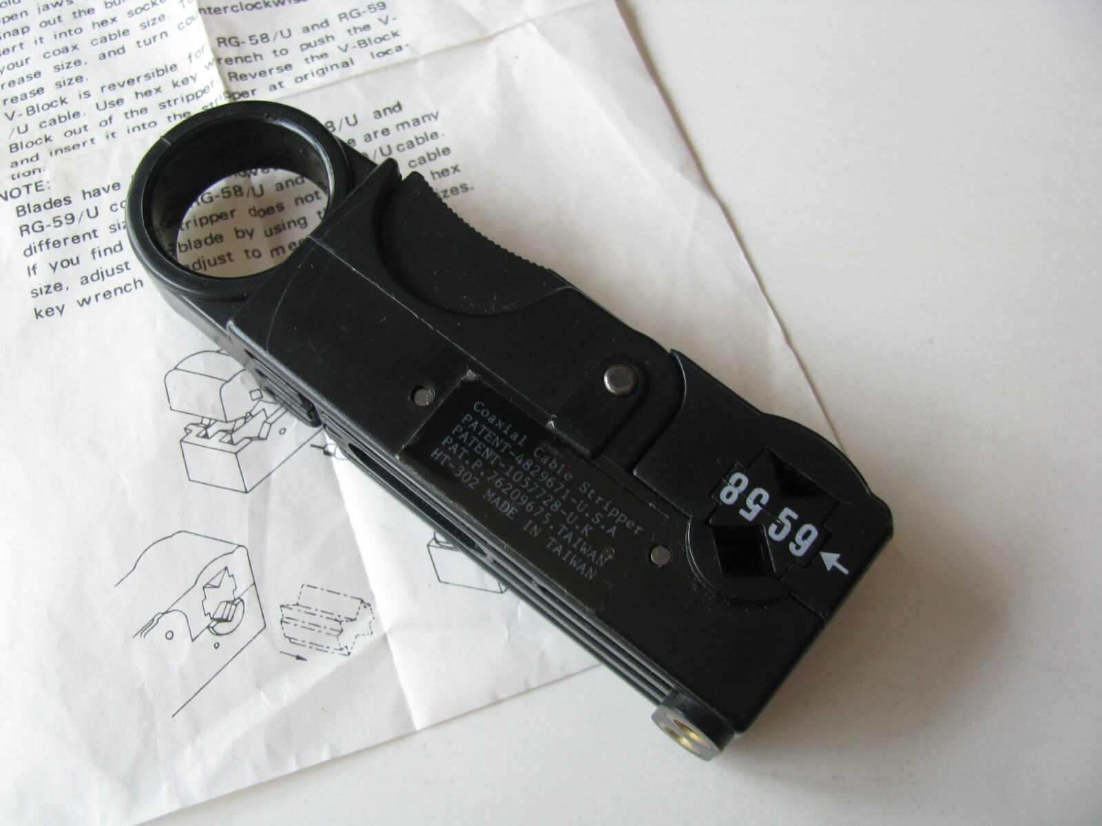 1x Coax Coaxial Cable Stripper Copper Wire Fast Peeler Pocket Tool Black Plastic