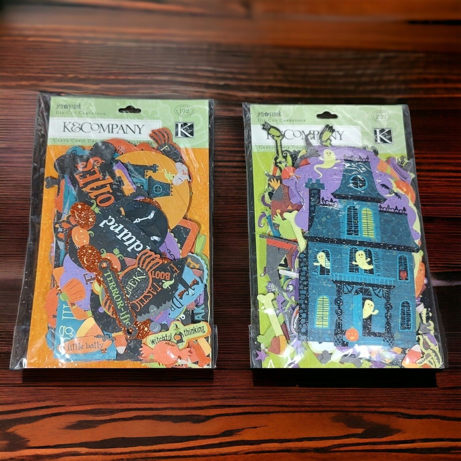 K&Company Jen Yanok Glitter Scrapbook Die Cut Halloween Words Boos Ghouls 394pcs