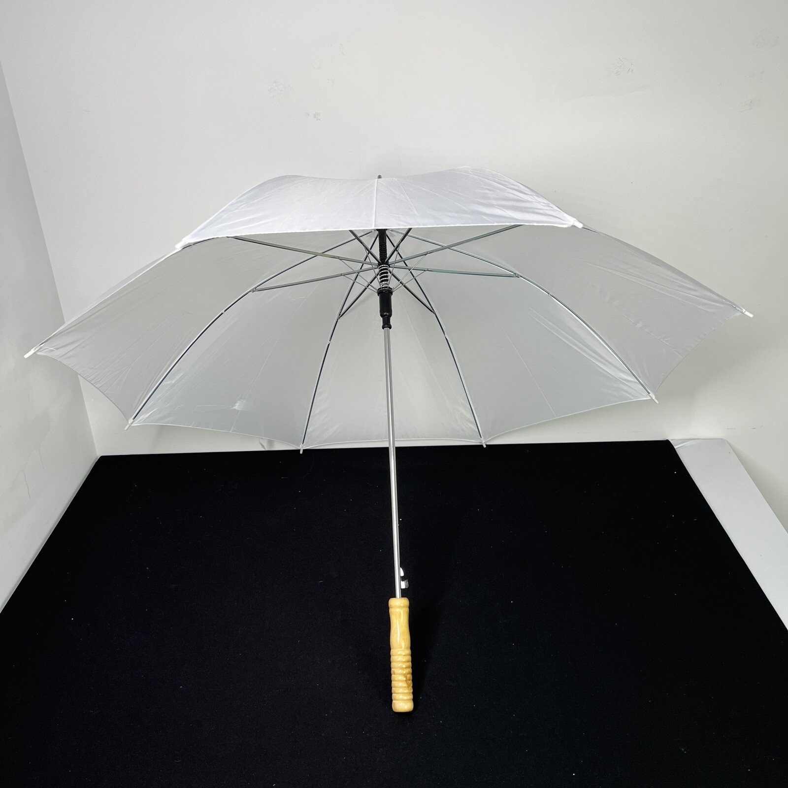 White 40” Umbrella Wooden Handle Push to Open Wedding Party