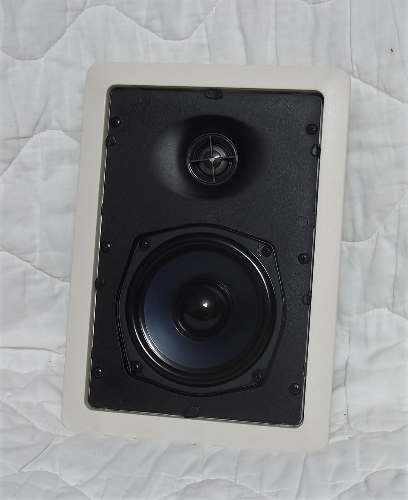 Yorkville Sound WM5T/70 Wall / Ceiling Mount 2 Way Speakers