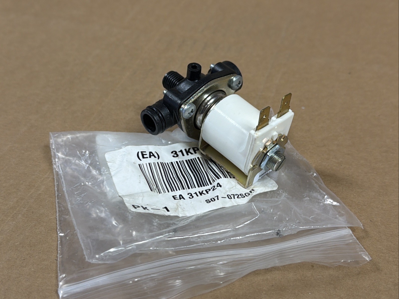 Robertshaw S07-072S Solenoid Valve Closed Body K-75748-1 SS-2N MG-3 FAST SHIP