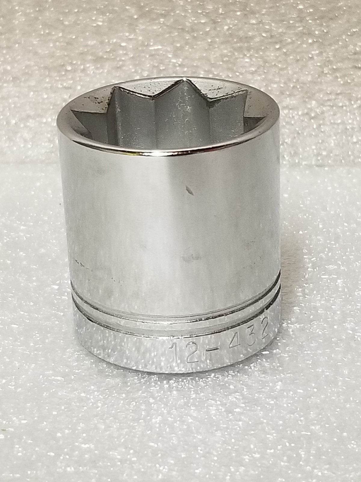 Armstrong 12-432 1/2"-Drive 8-Pt Standard Socket 1-inch Made in USA