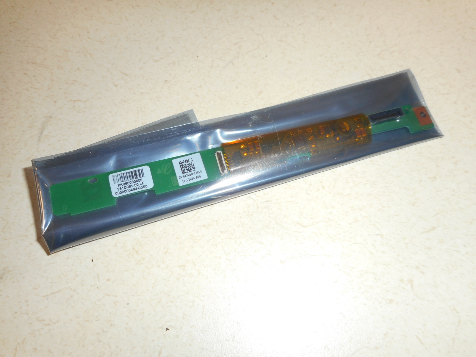 X786H NEW Dell Latitude E6400 Laptop LCD Inverter Board PK060000600 0X786H