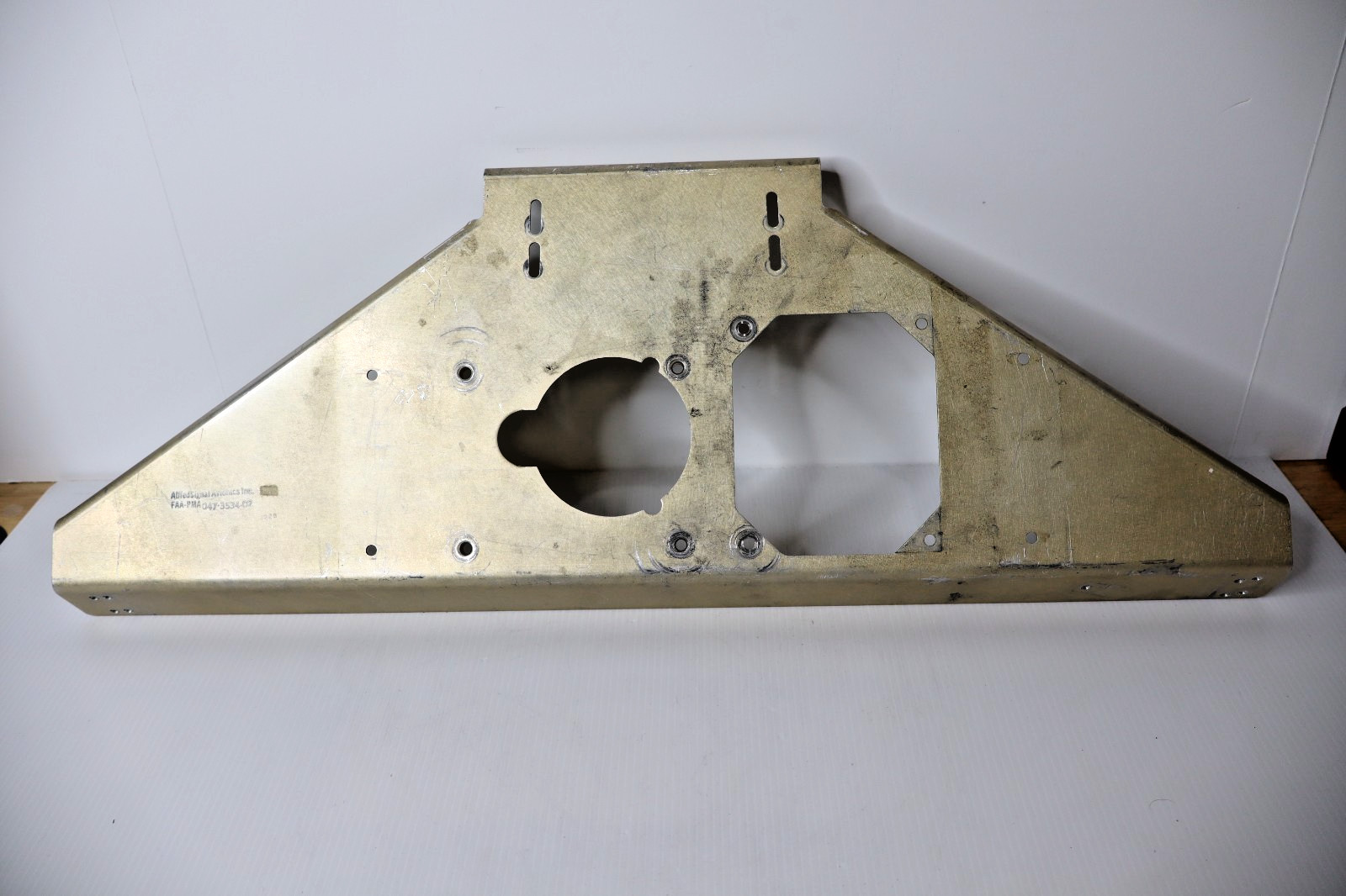 Bendix King Autopilot Servo Mounting Bracket 047-3534-02