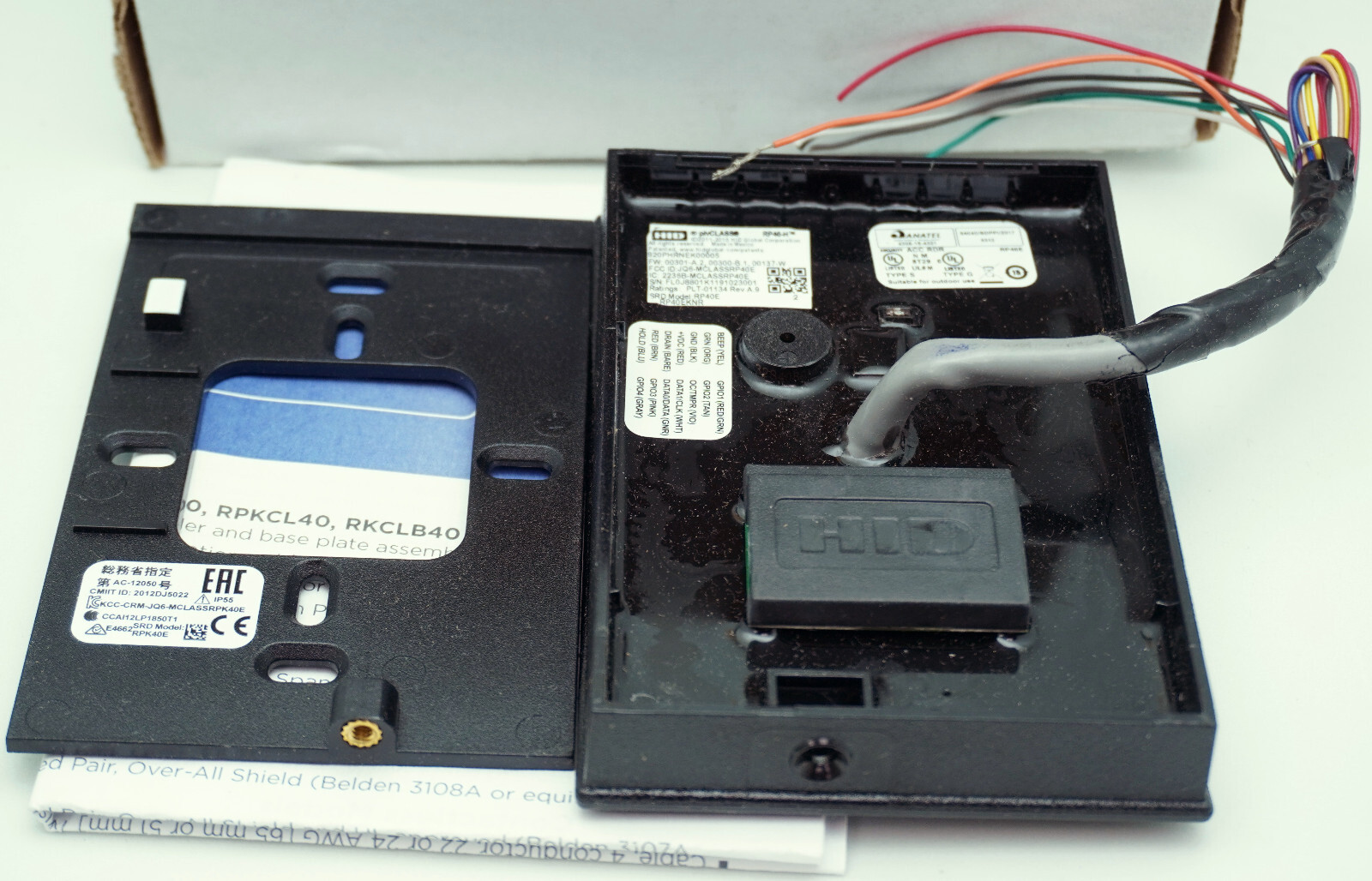 HID pivCLASS RP40-H Wall Card Switch Reader Model 920PHRNEK00004 - Black