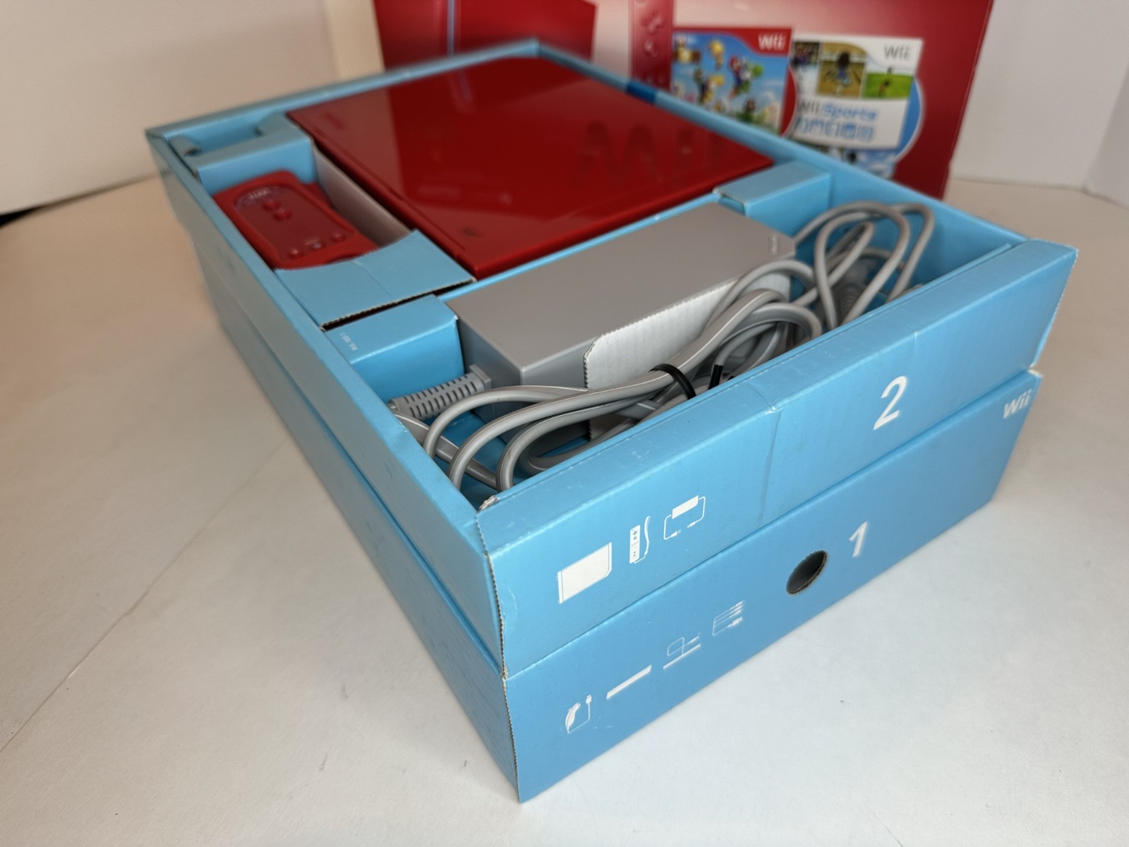 Nintendo Wii Red Console Mario 25th Anniversary Edition w/2 Games CIB Tested