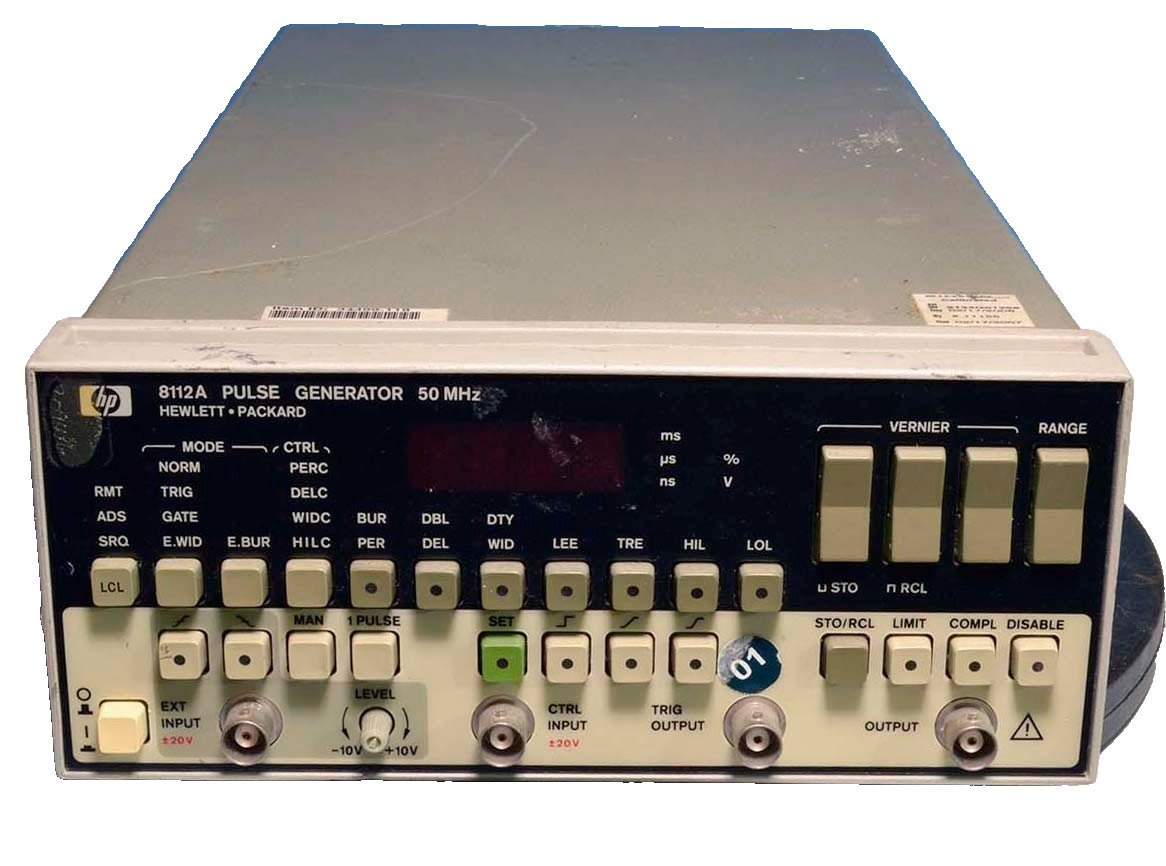 HP HEWLETT PACKARD 8112A 50 MHz PULSE GENERATOR