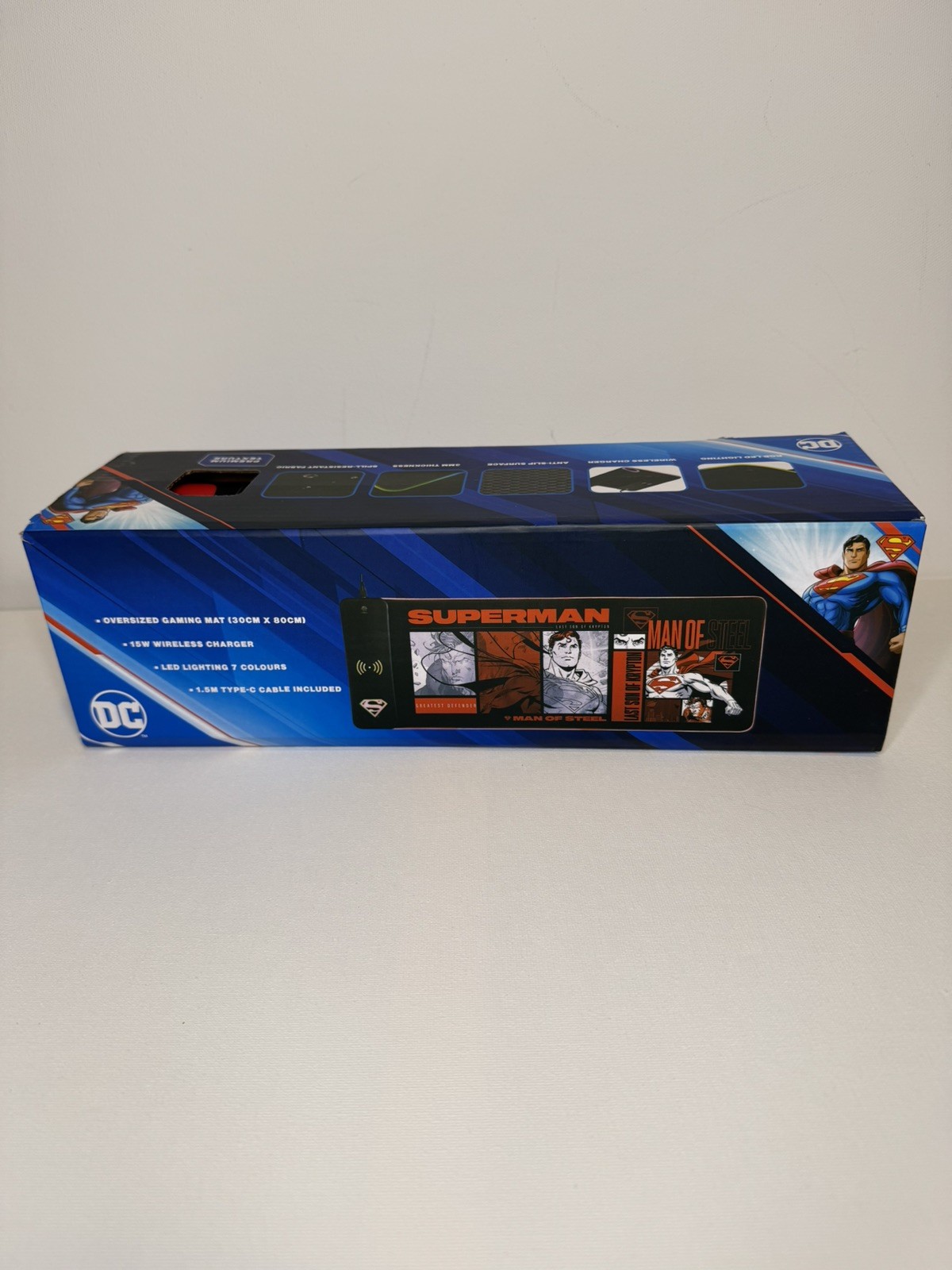 Superman RGB Gaming Mat Mouse Pad XL - 15W Wireless Charger DC Man of Steel