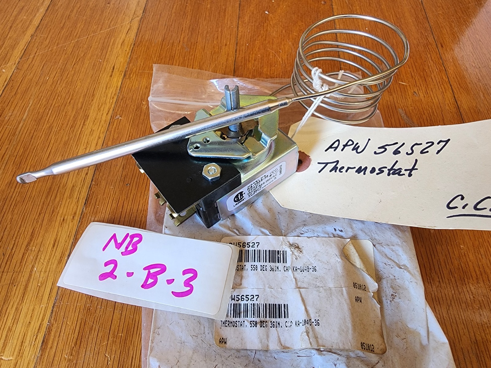 APW Wyatt 56527 Thermostat