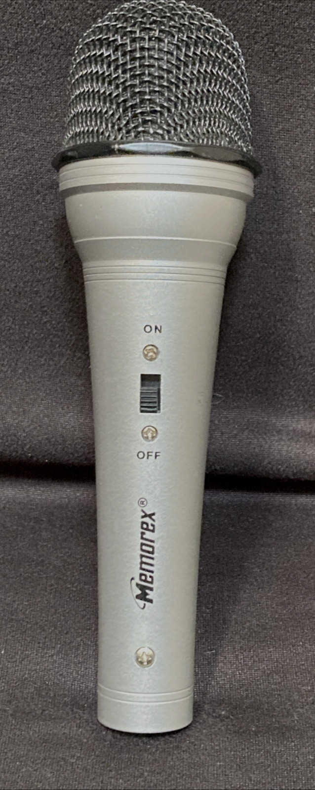 Memorex Dynamic Corded Vocal Microphone Silver/Gray Body Black Grille