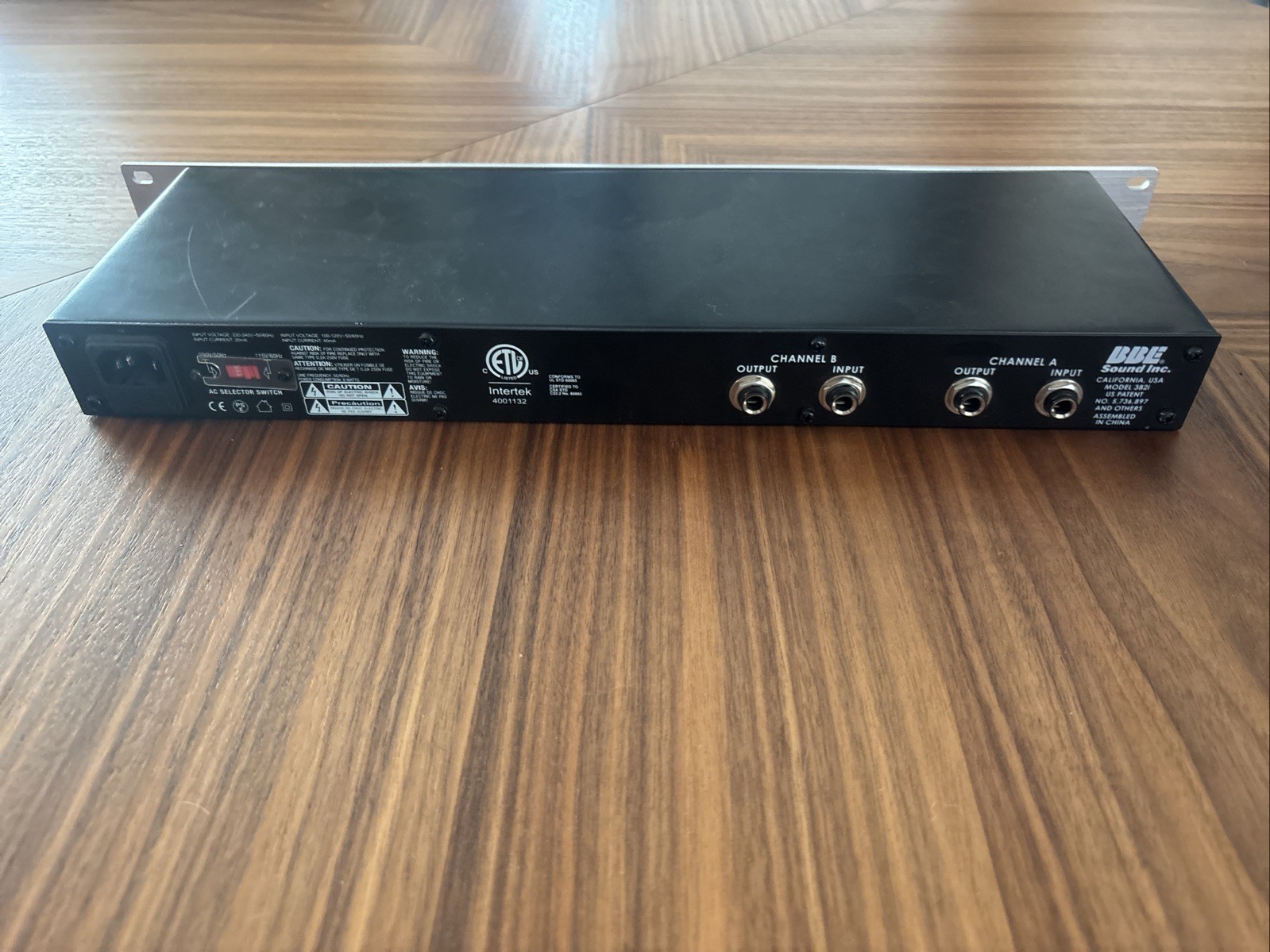 BBE 382i Sonic Maximizer - Rack Mounted Sound Processor